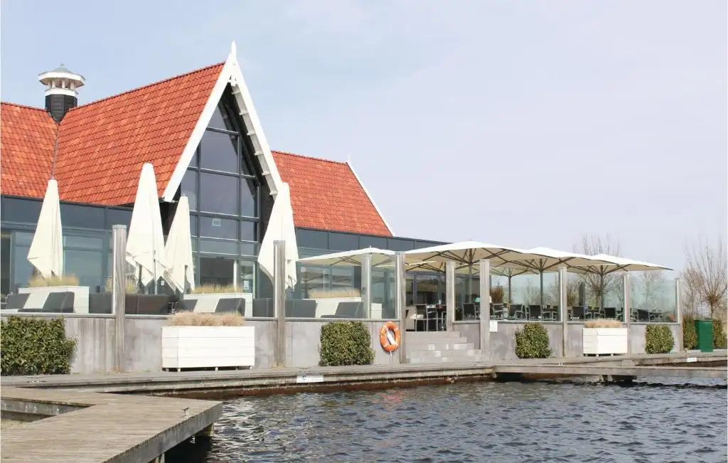 Einzigartige Ferienwohnung am Wasser (4p)