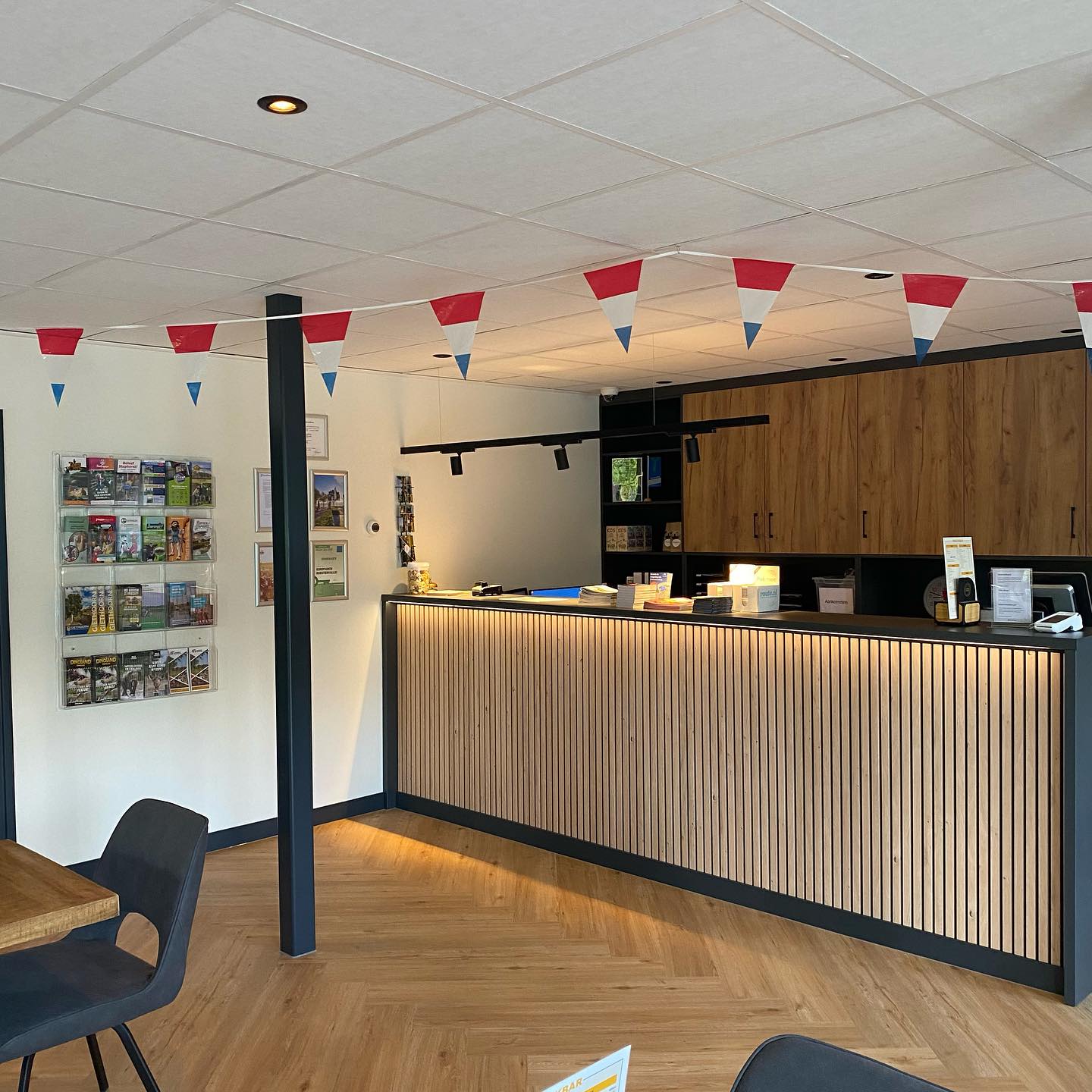 Group accommodation (up to 23p) on nice park