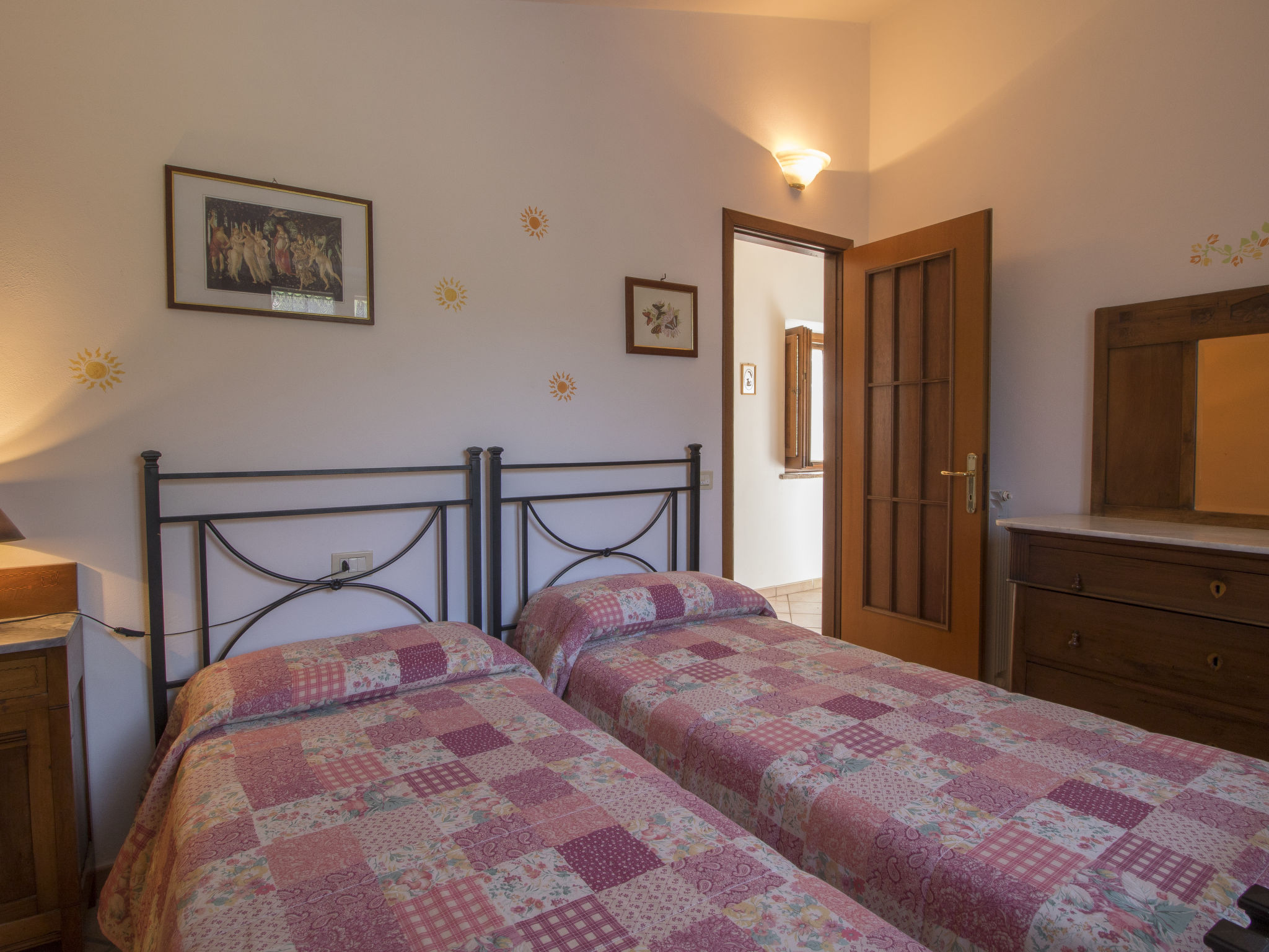 Maison avec piscine dans les collines