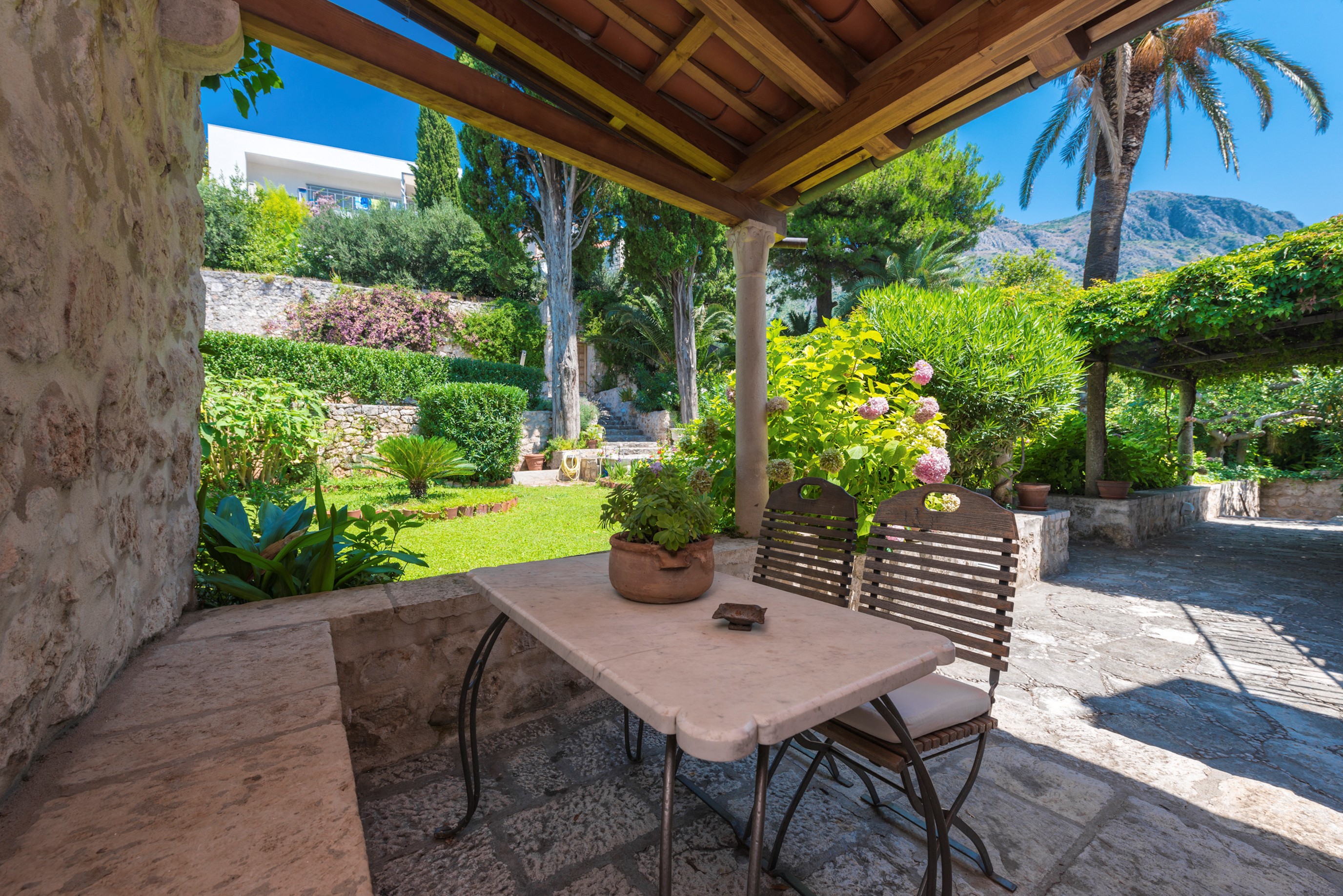 Vila in Dubrovnik met zeezicht en zwembad