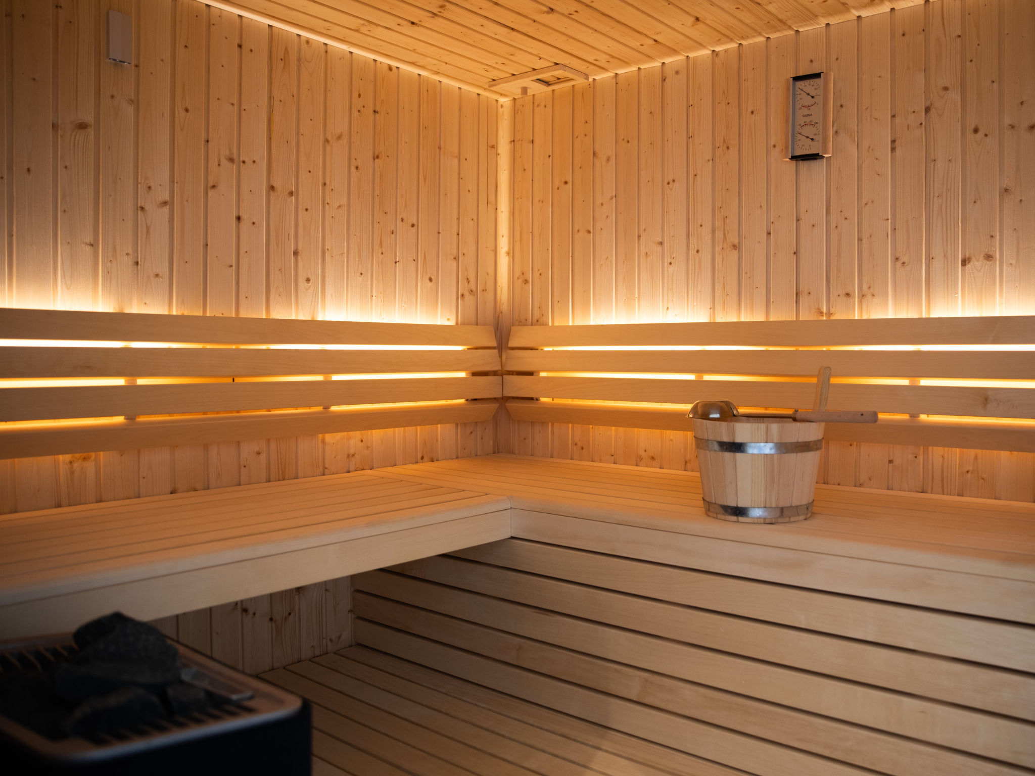 Modern huis met sauna en balkon