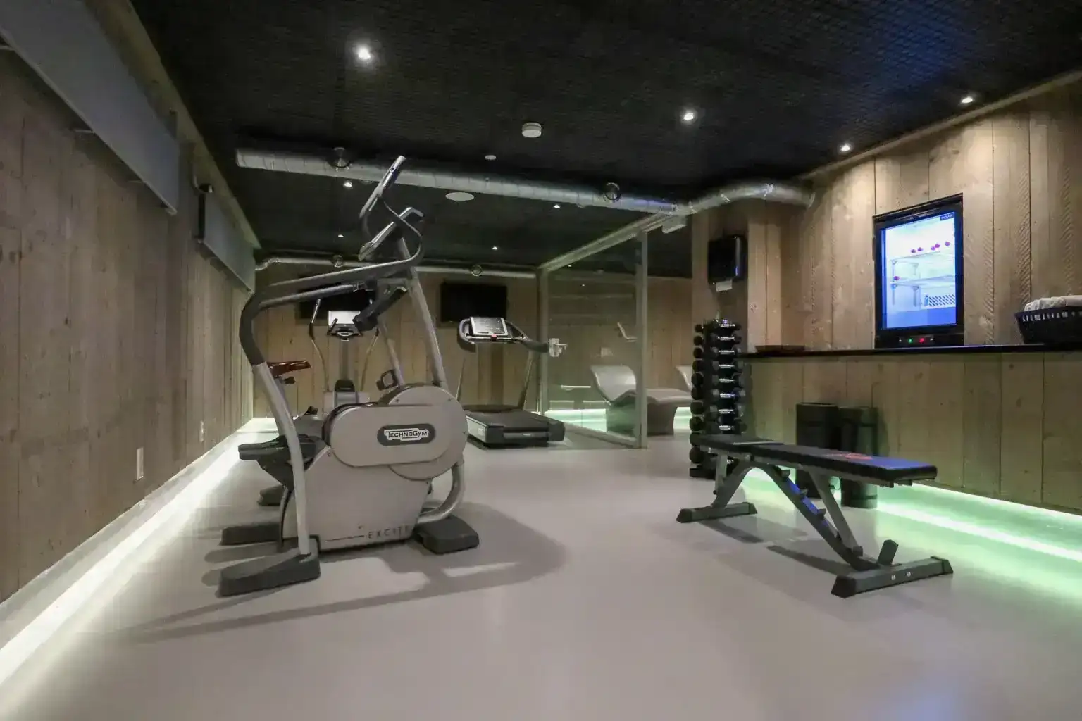 Design accommodation for 4 people