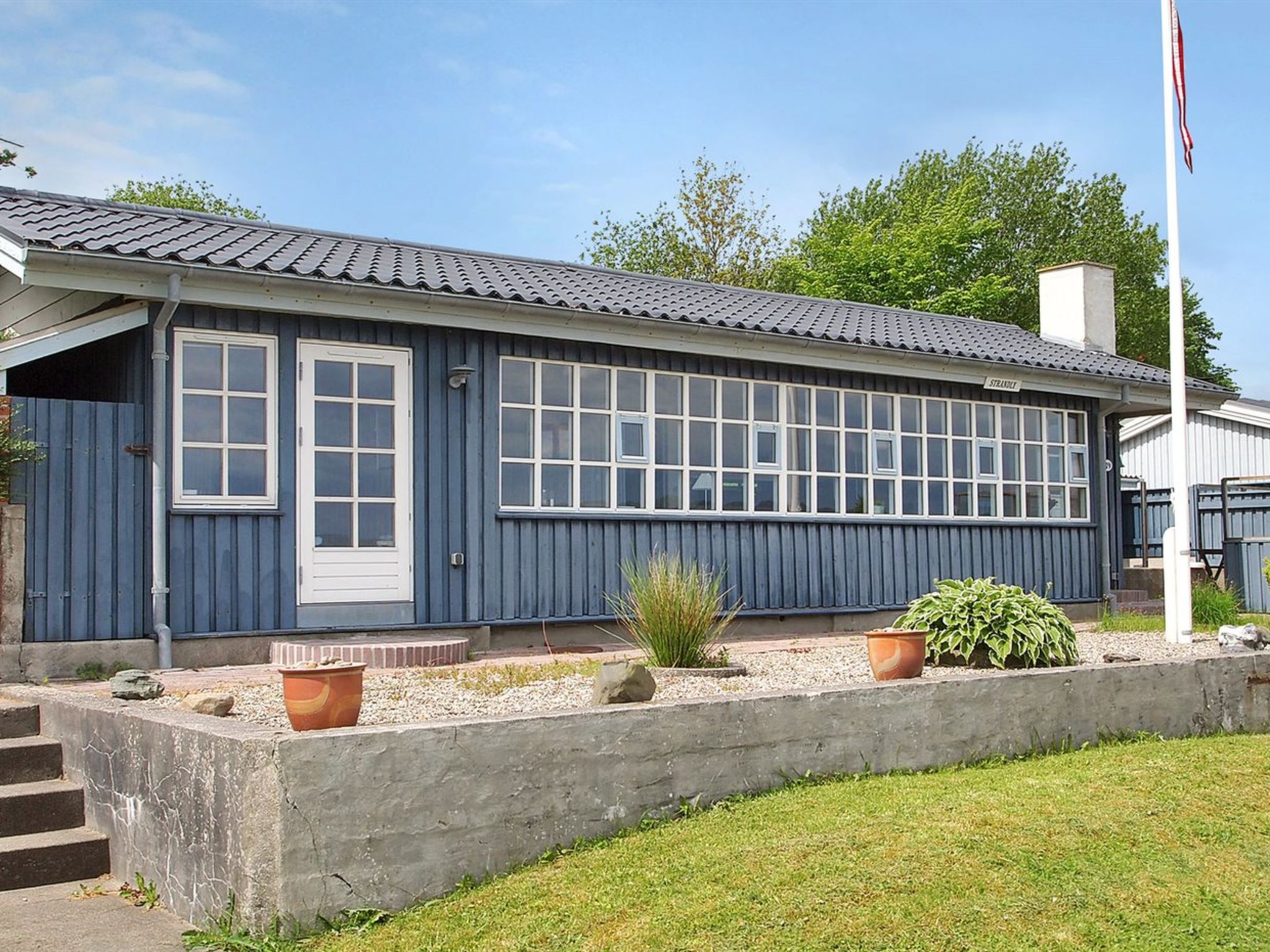 Holiday house in a bay