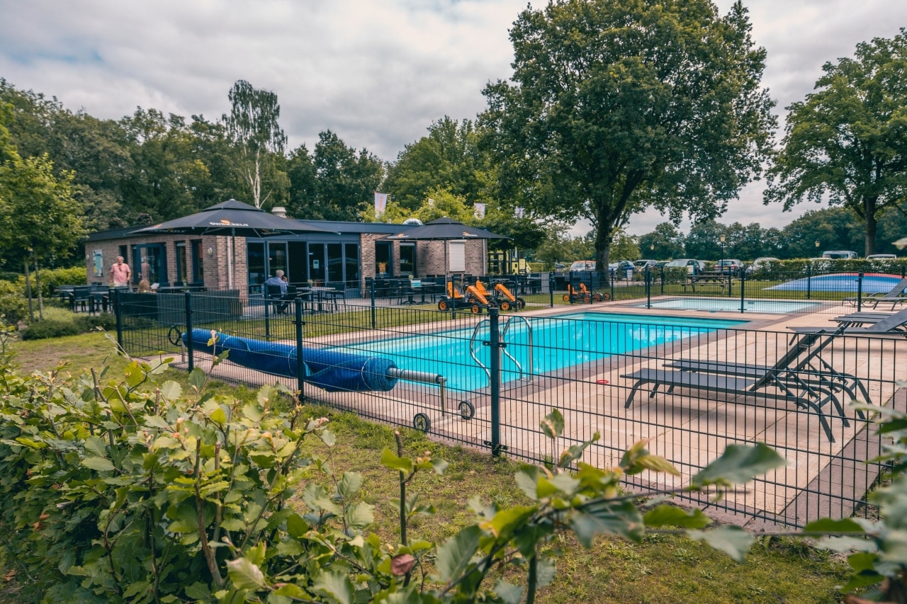 Group accommodation (up to 23p) on nice park