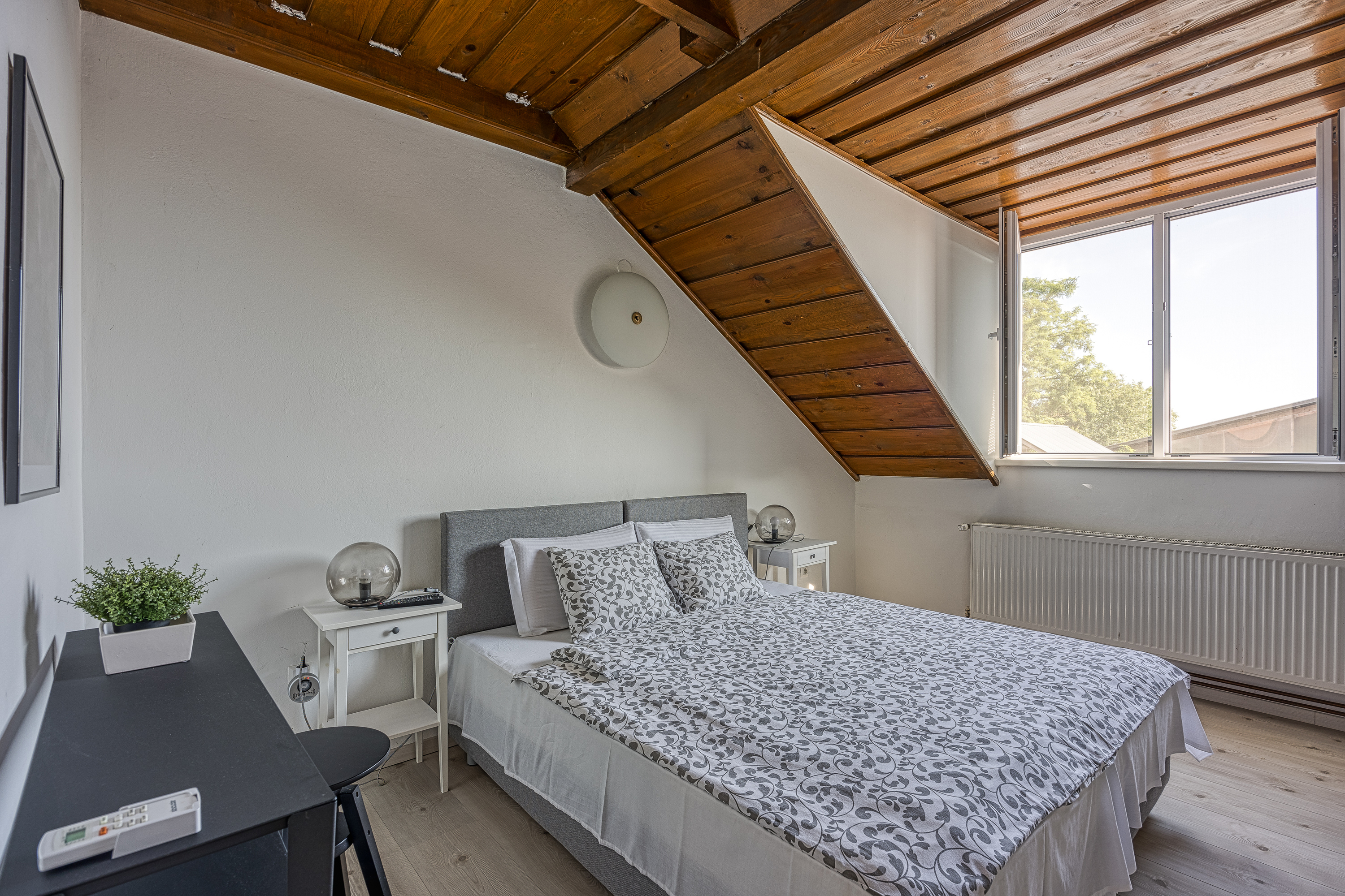 Grand logement de vacances avec sauna et bain à remous privés