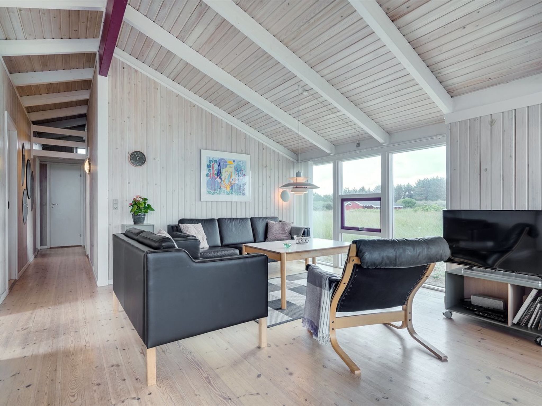 Holiday home with privacy and sauna