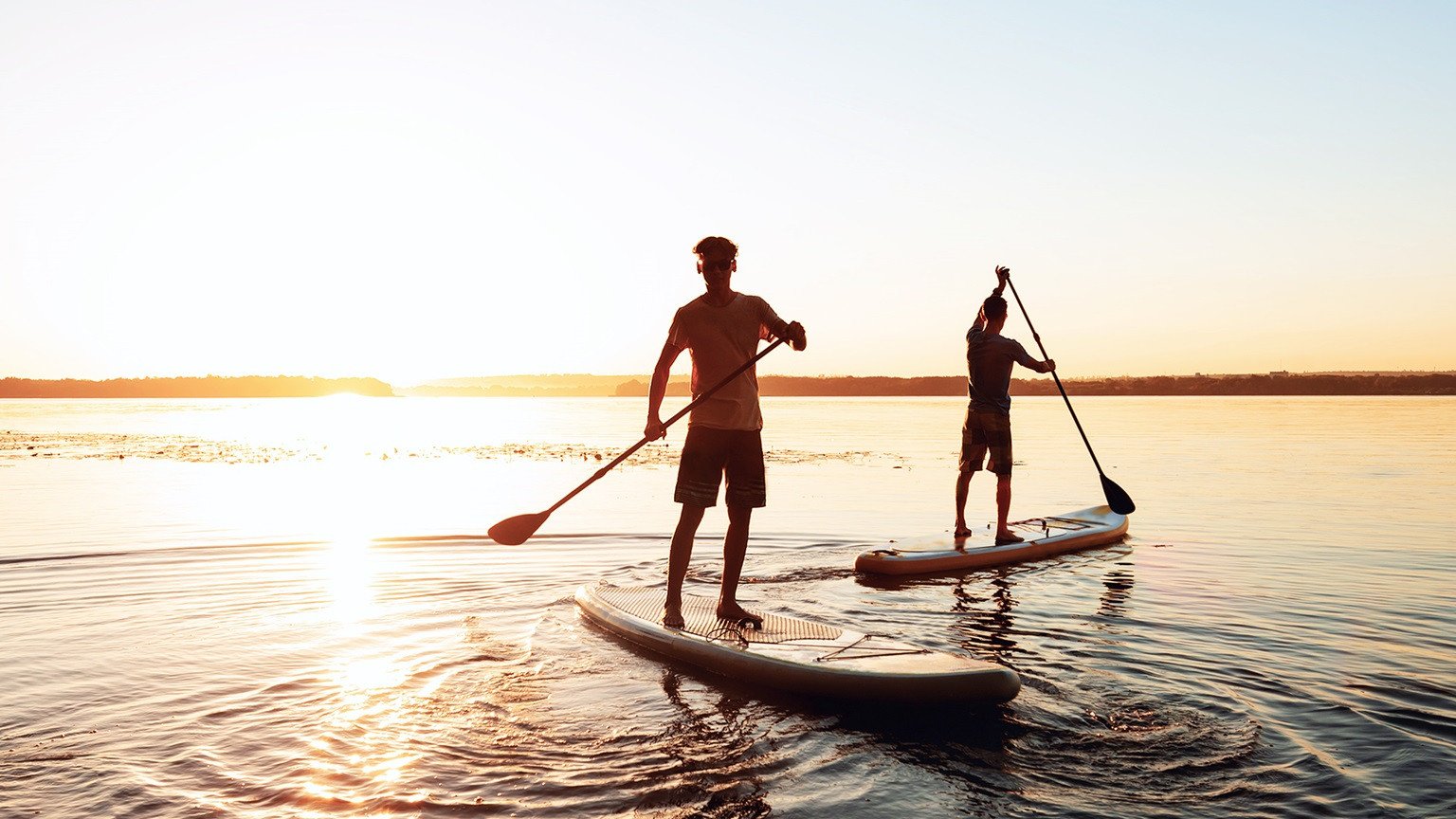 Tente glamping 8 places au bord de l'eau