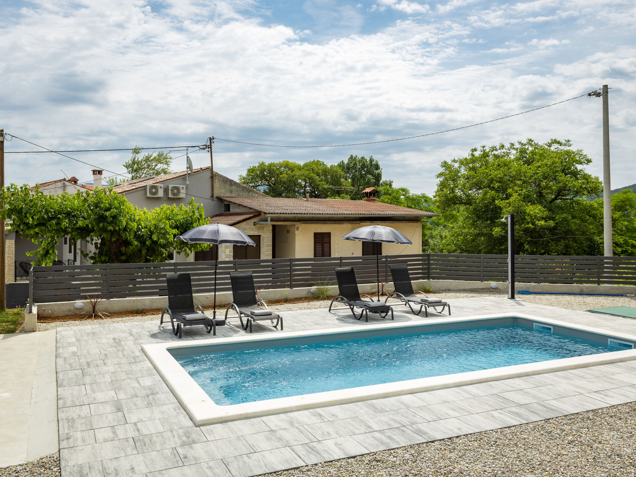 Maison de vacances avec belle piscine