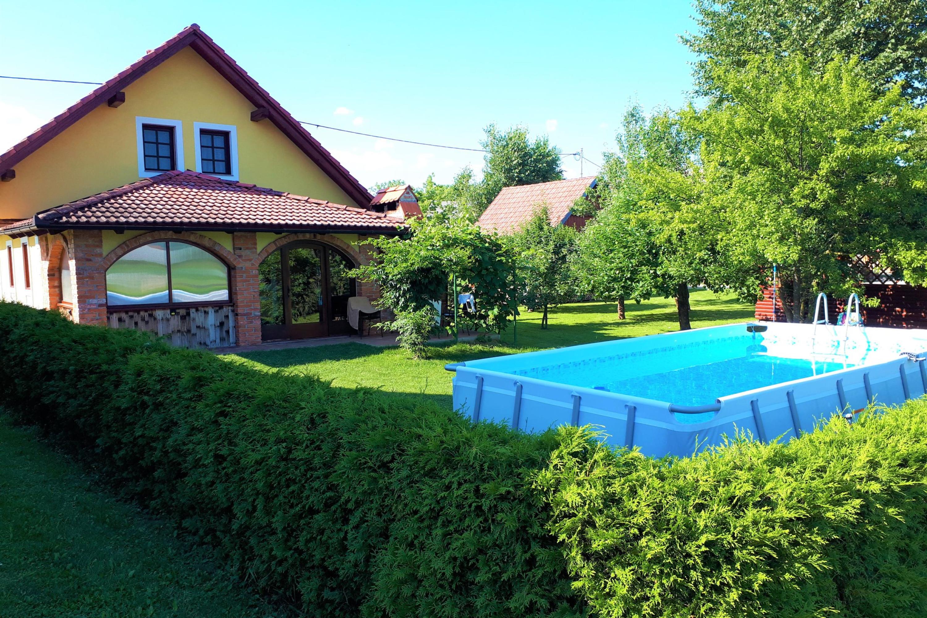 Logement de vacances rustique à Gradac