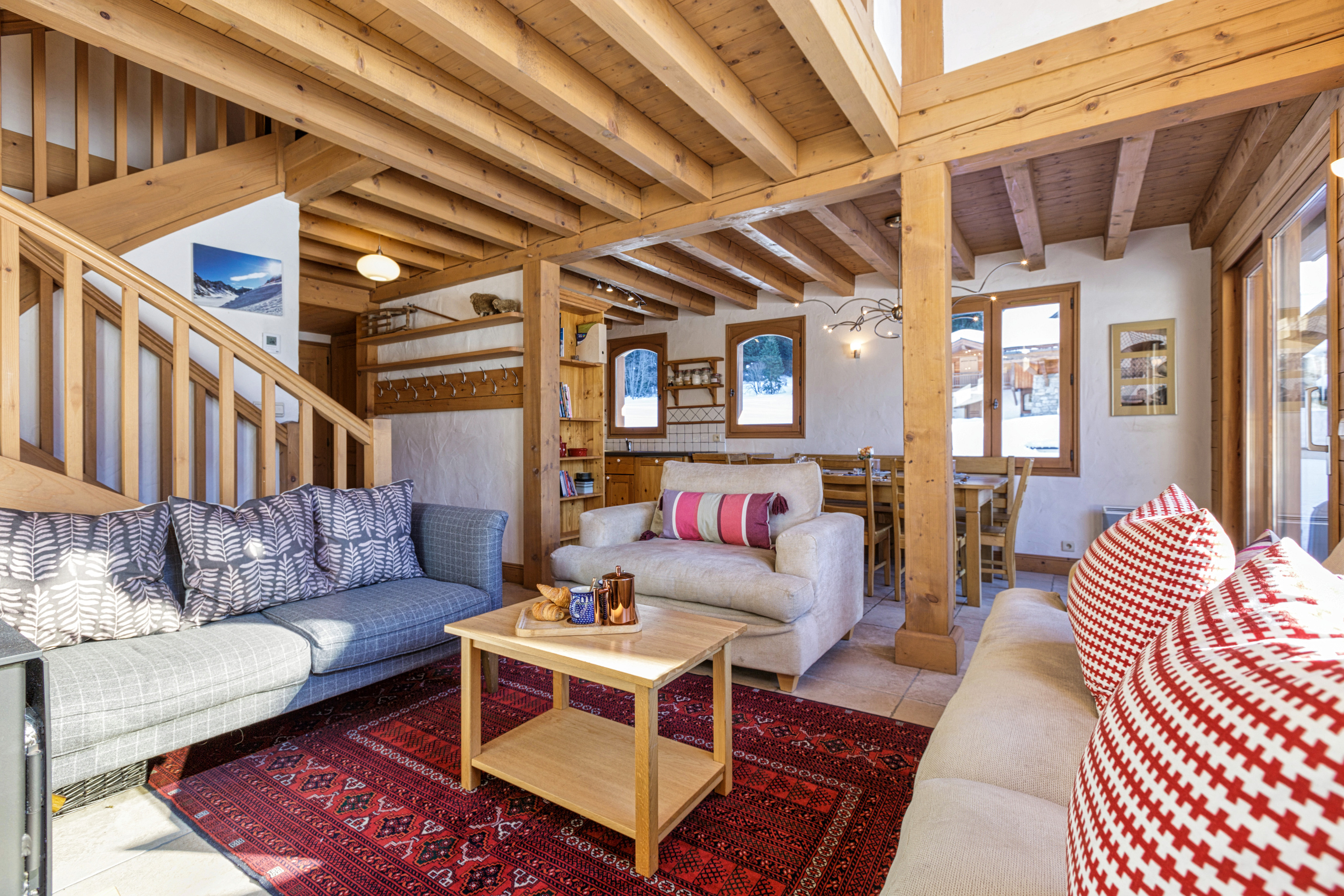 Luxuriöse Gruppenunterkunft in den Bergen mit Sauna