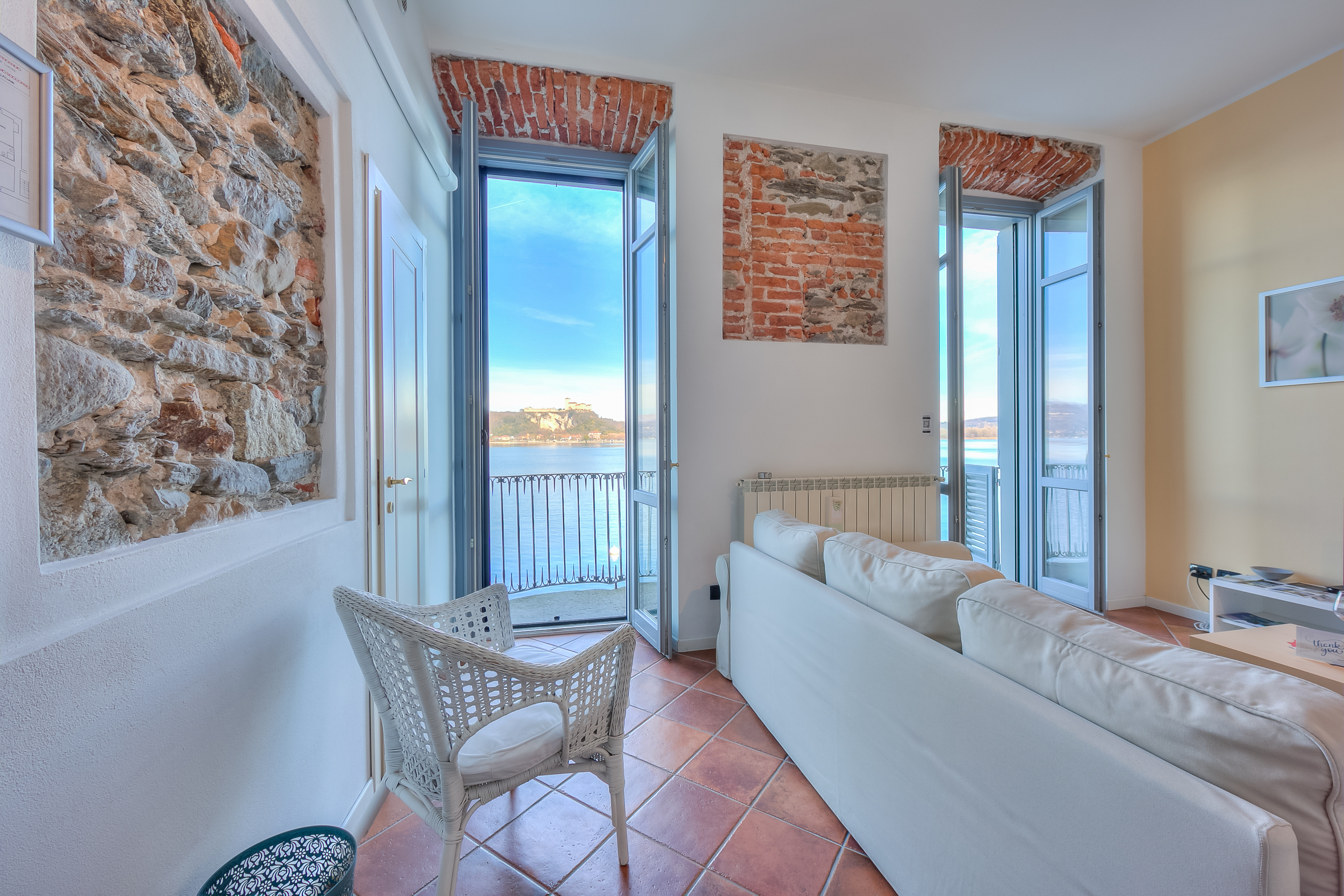 Bel appartement avec vue sur le lac