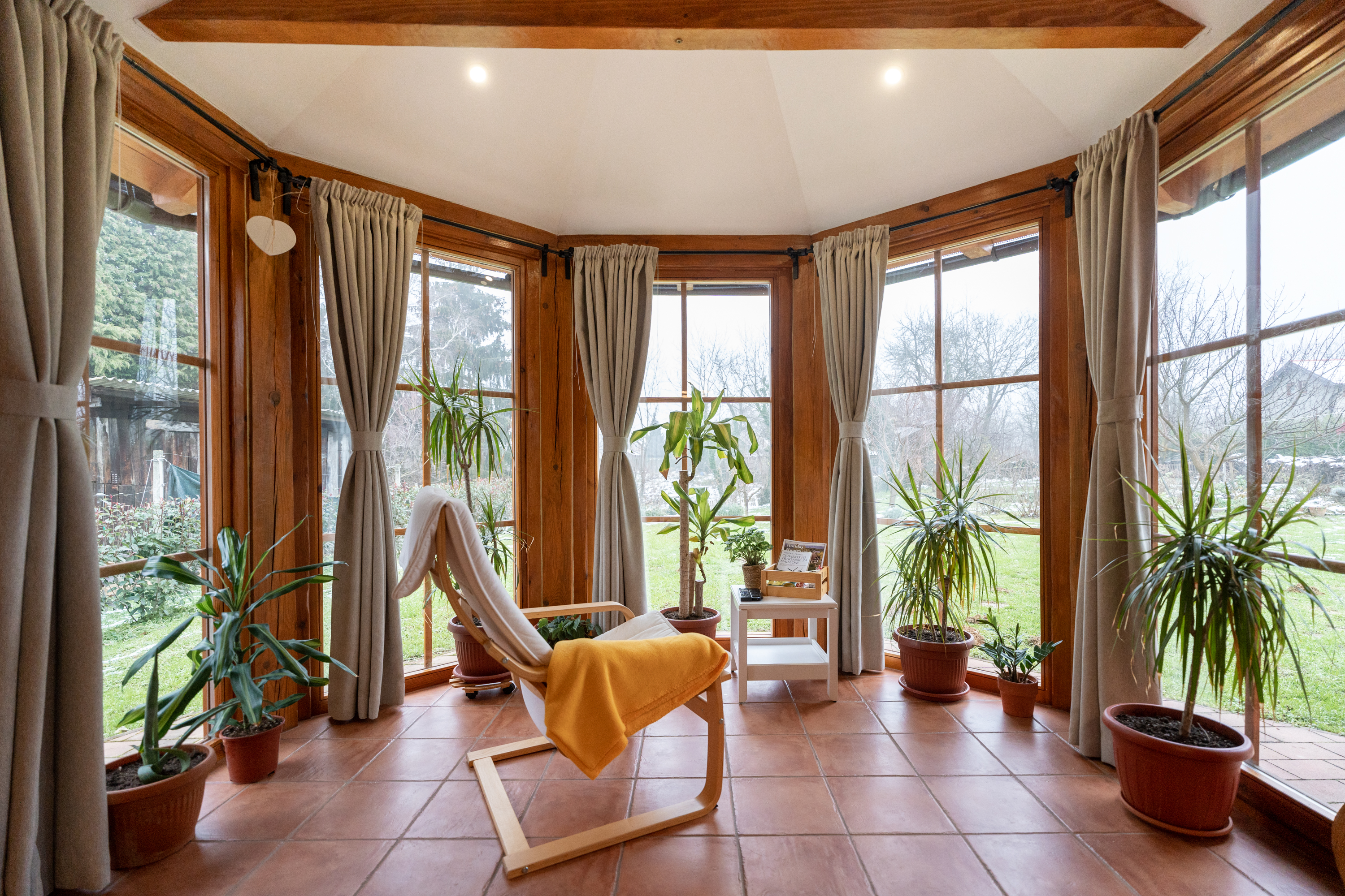 Wooden holiday home with large garden