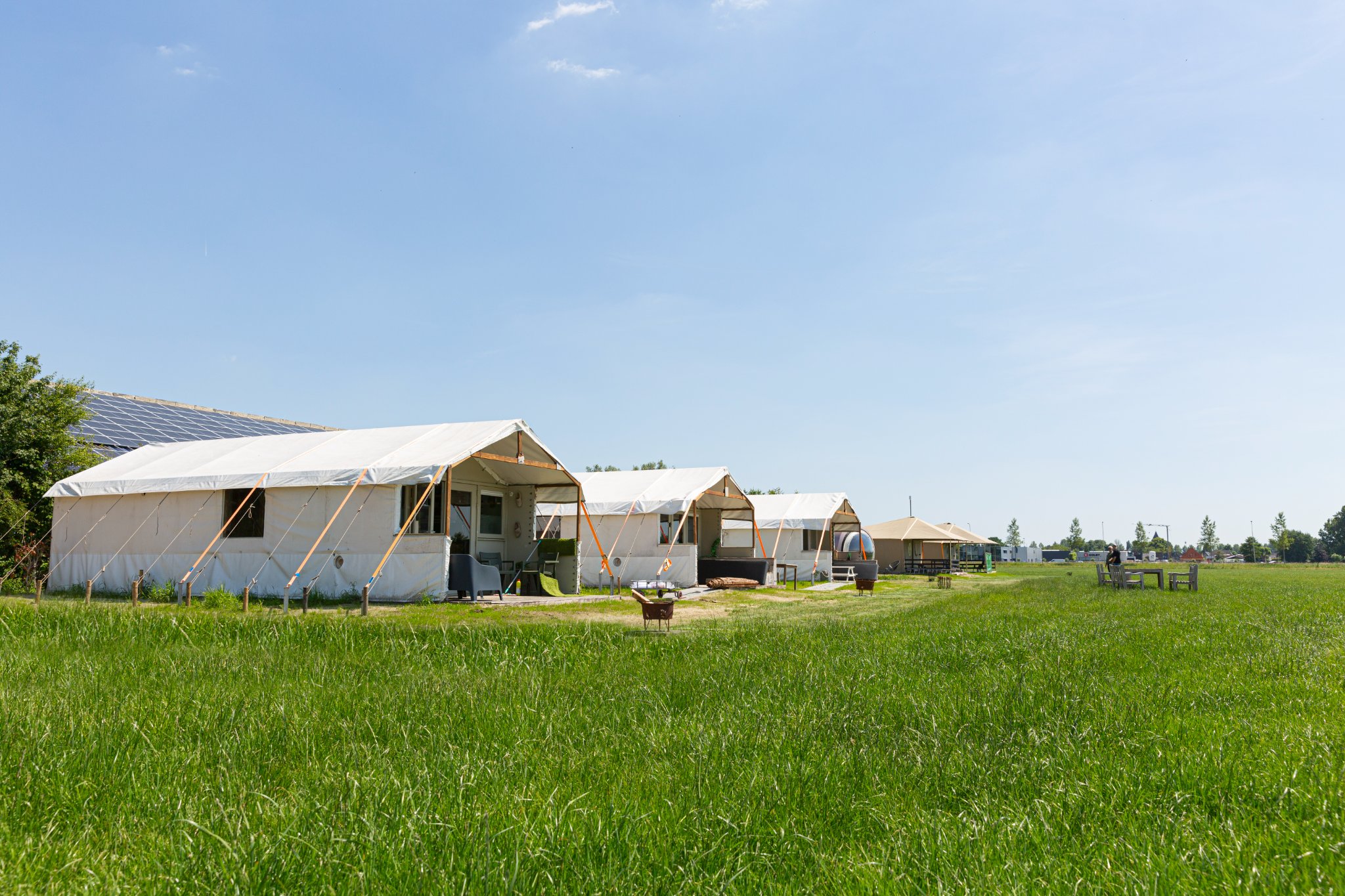 Luxe glamping lodge (4p) op boerencamping