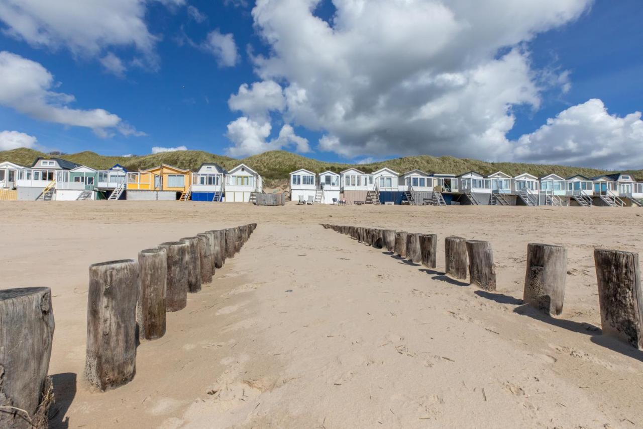 Beach house Zeeland for 5 people