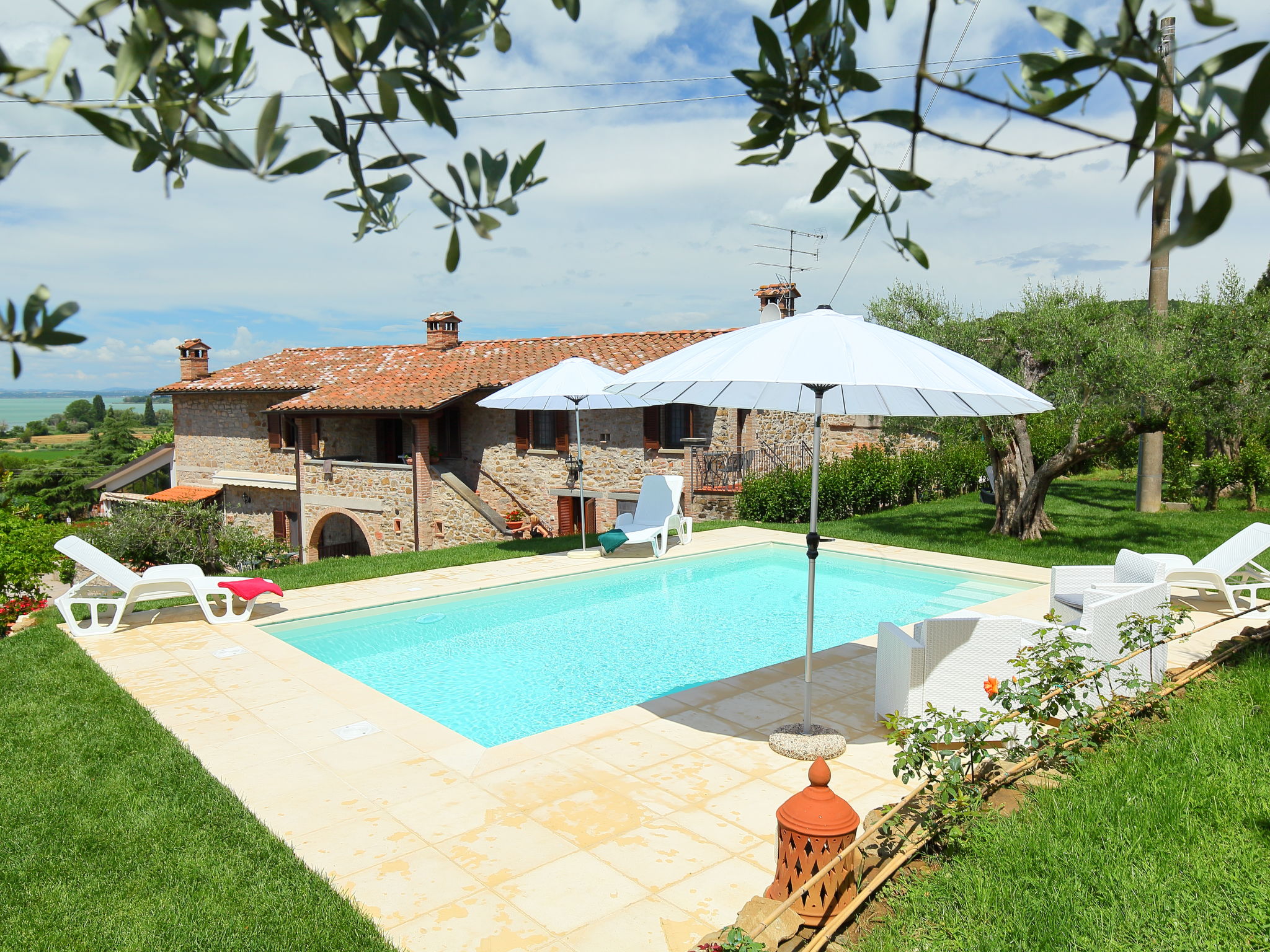 Vakantiehuis met zwembad in midden Italië