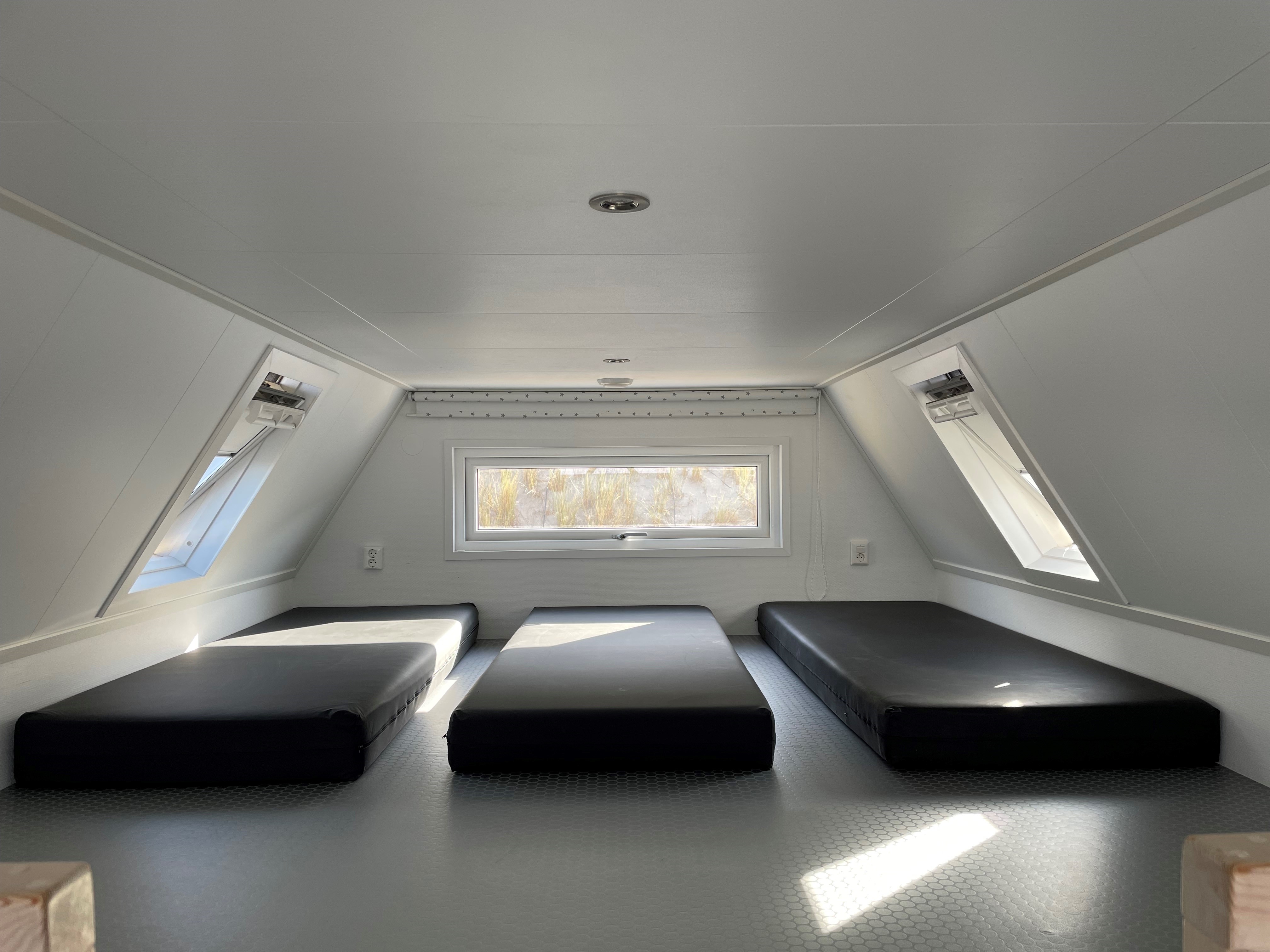 Beach house Zeeland for 5 people