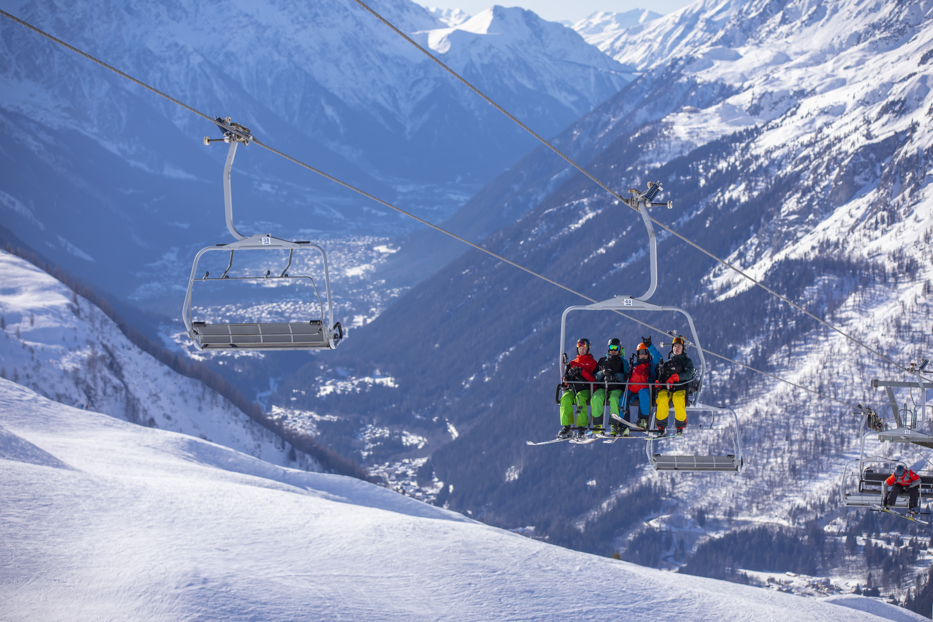 Luxuriöse Gruppenunterkunft in den Bergen mit Sauna