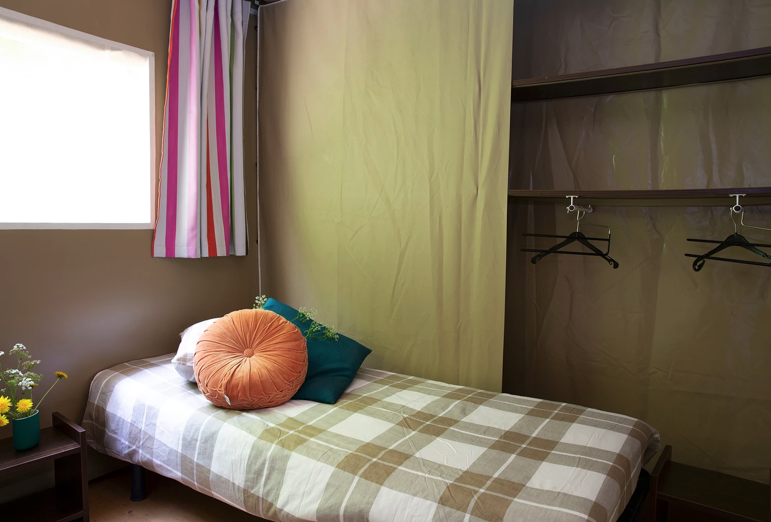 Luxe glamping lodge (4p) op boerencamping