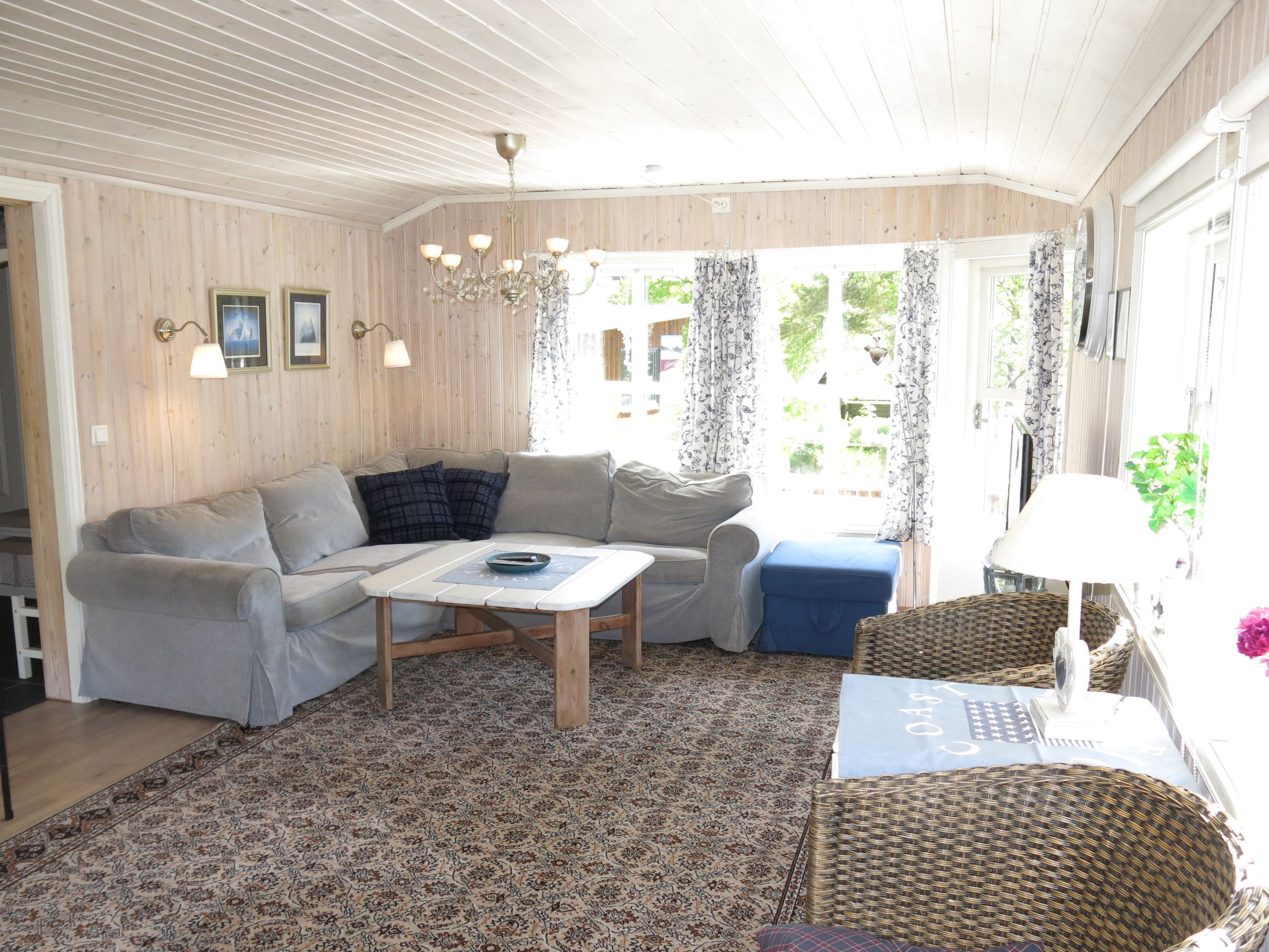 Logement de vacances en bois à 400 mètres du lac