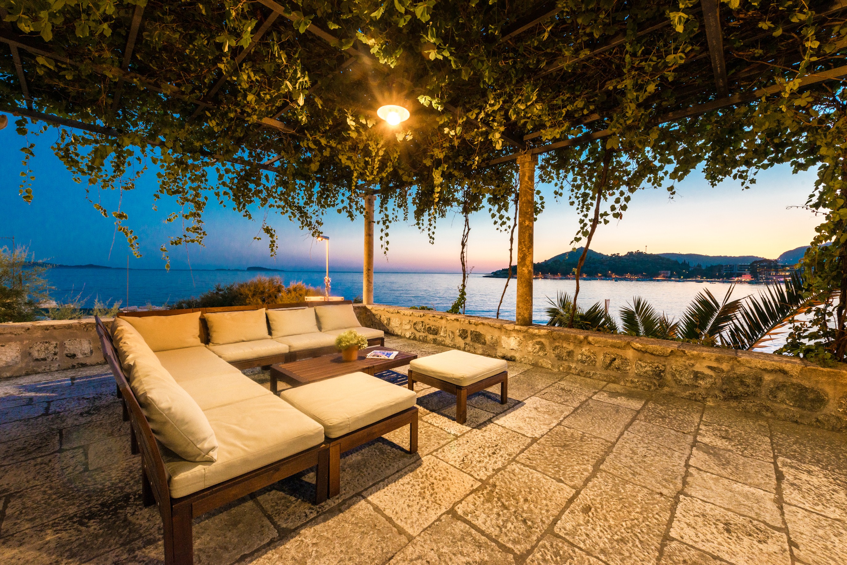 Vila in Dubrovnik met zeezicht en zwembad