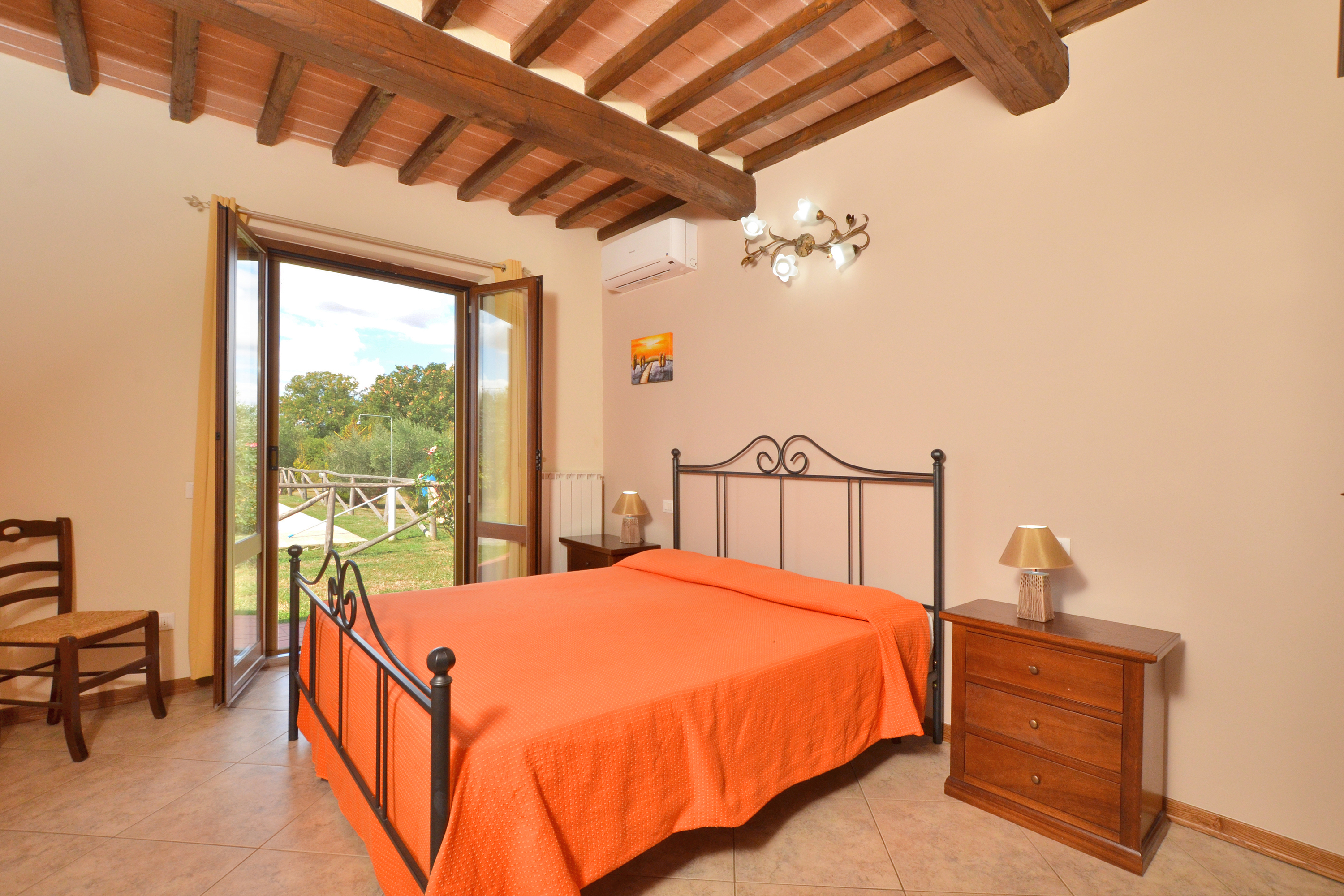 Villa de vacances avec piscine à la campagne