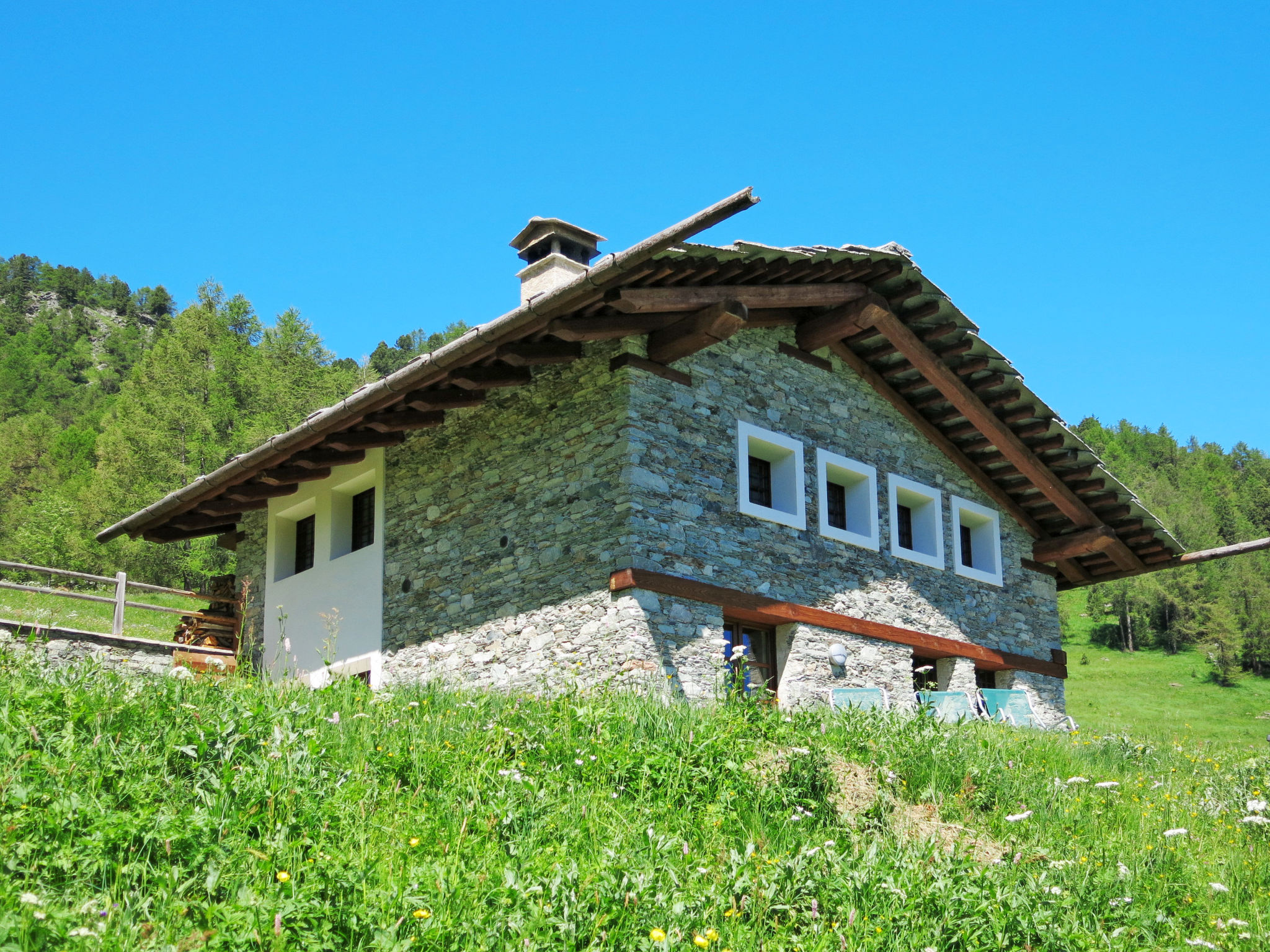 Nature house in Italy