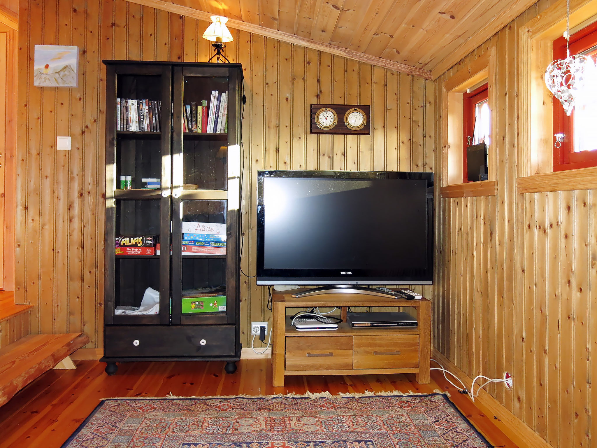 Lake view holiday home