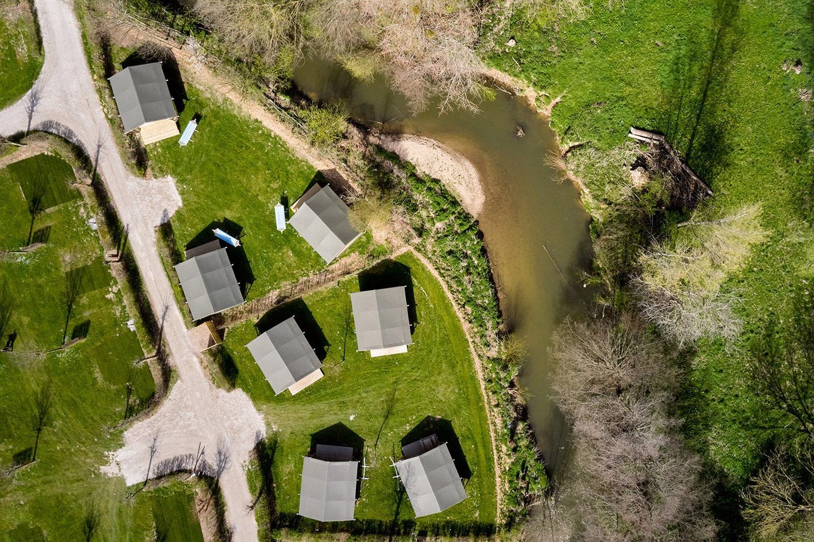 Knusse 2-persoons tent in Limburg 