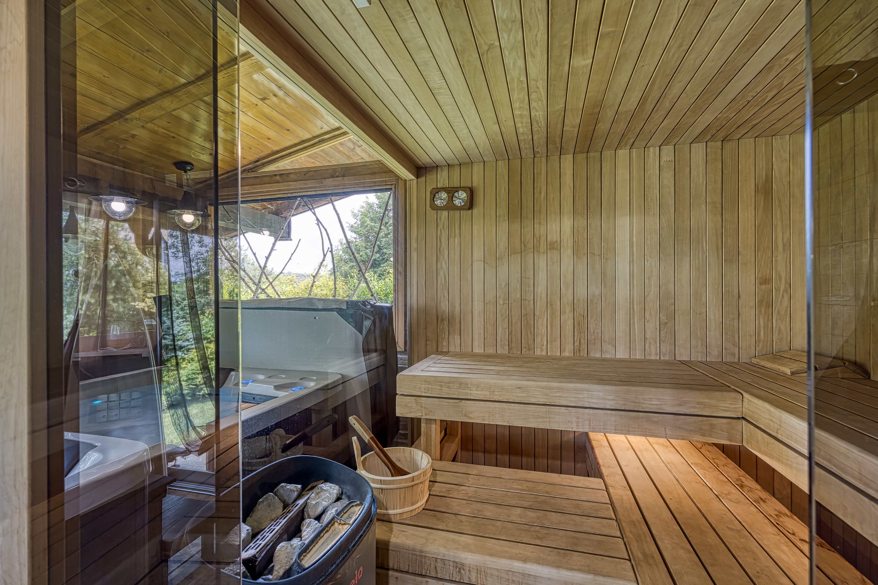 Maison dans la forêt en Croatie avec wellness privé