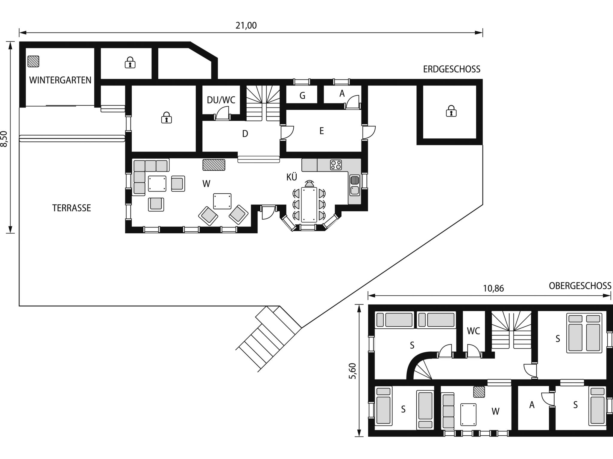 Lake view holiday home
