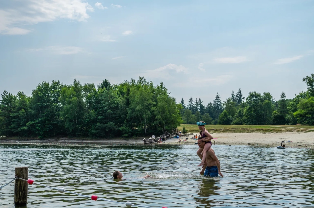 Group accommodation (up to 23p) on nice park