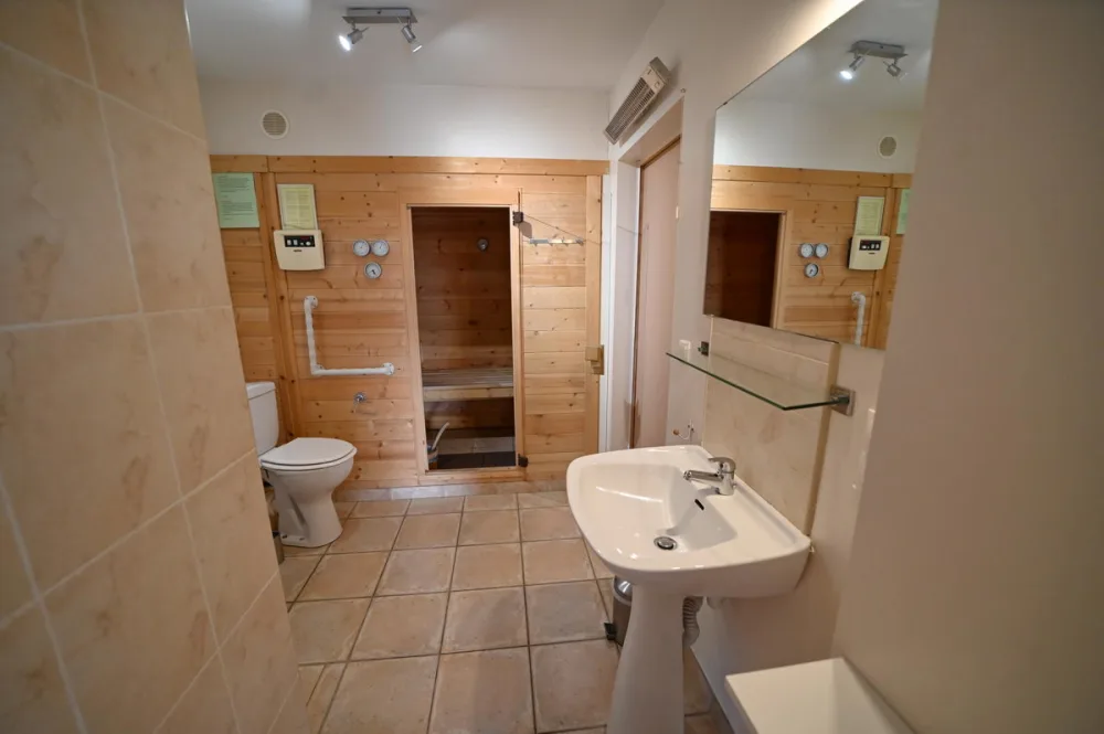 Gruppenunterkunft mit Sauna und Jacuzzi