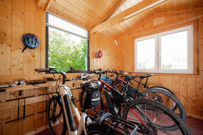 5-person glamping tent in San Marino