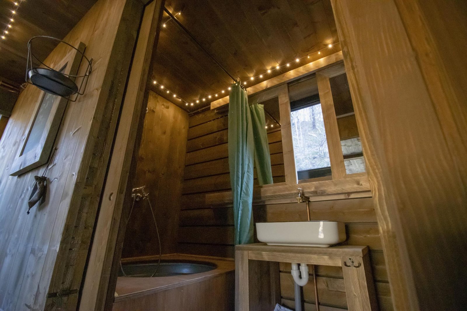 Einzigartige Waldhütte mit privatem Whirlpool