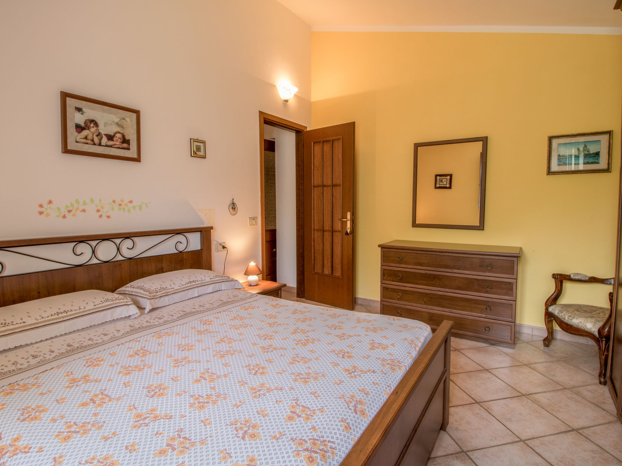 Maison avec piscine dans les collines