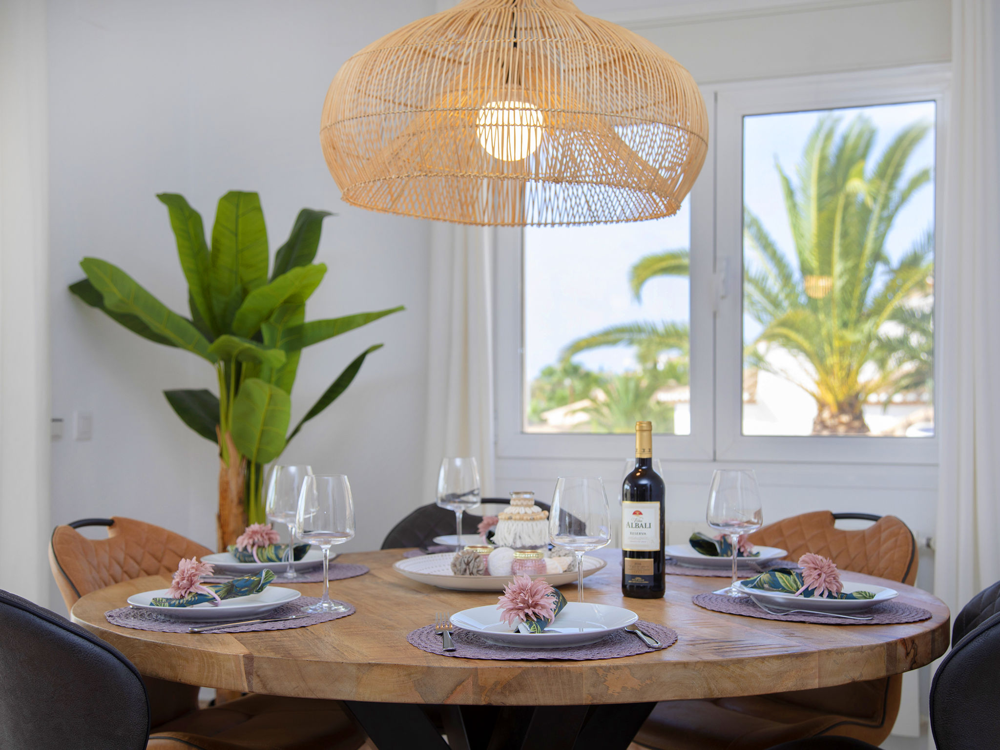 Holiday home for 10 on the Spanish coast
