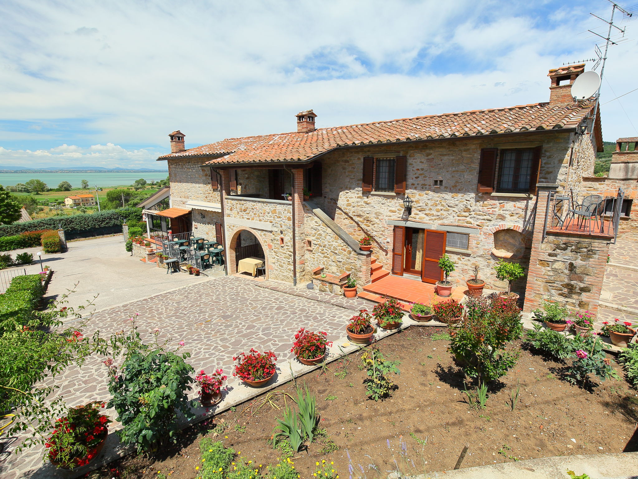 Vakantiehuis met zwembad in midden Italië