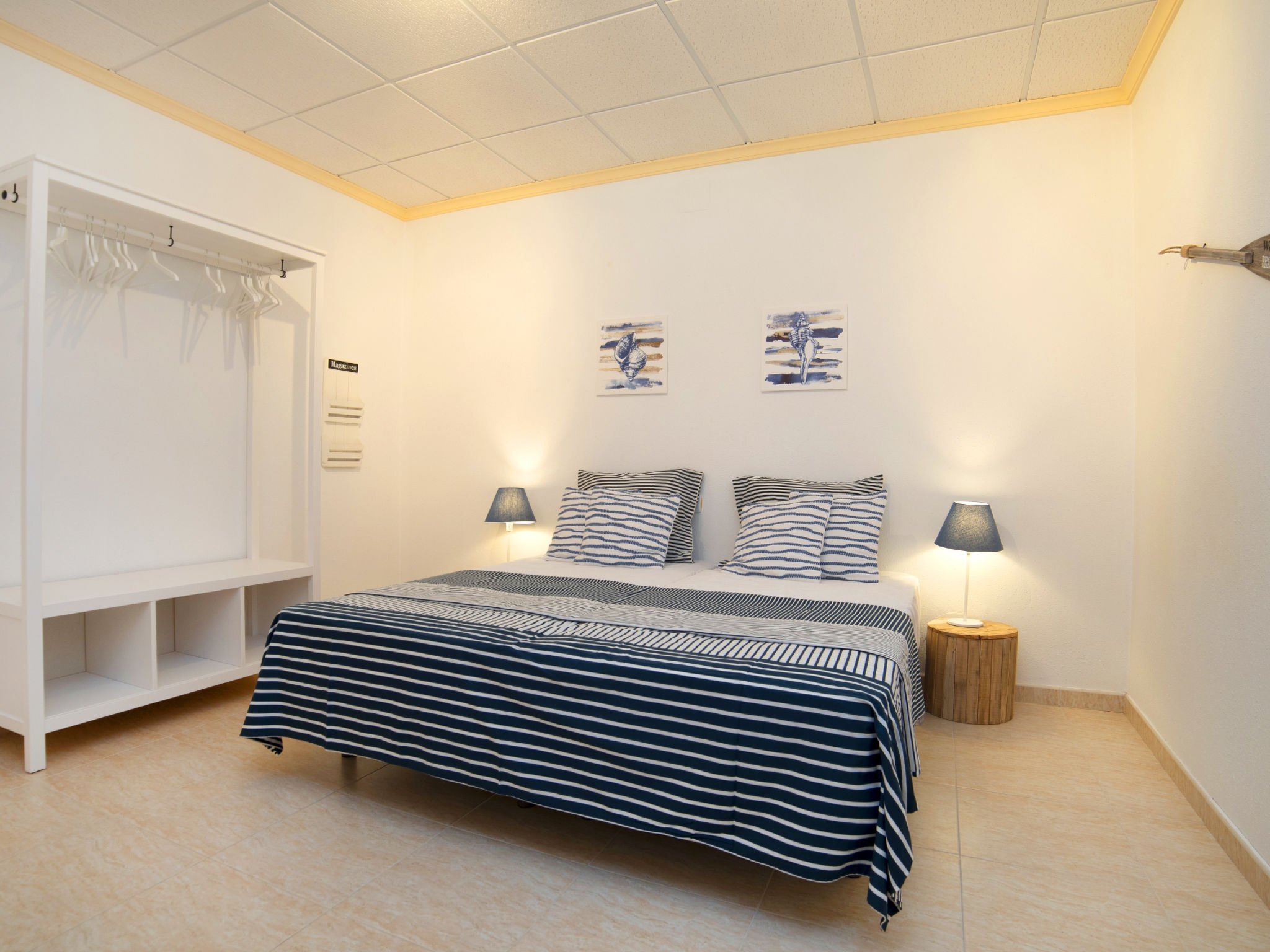 Holiday home for 10 on the Spanish coast