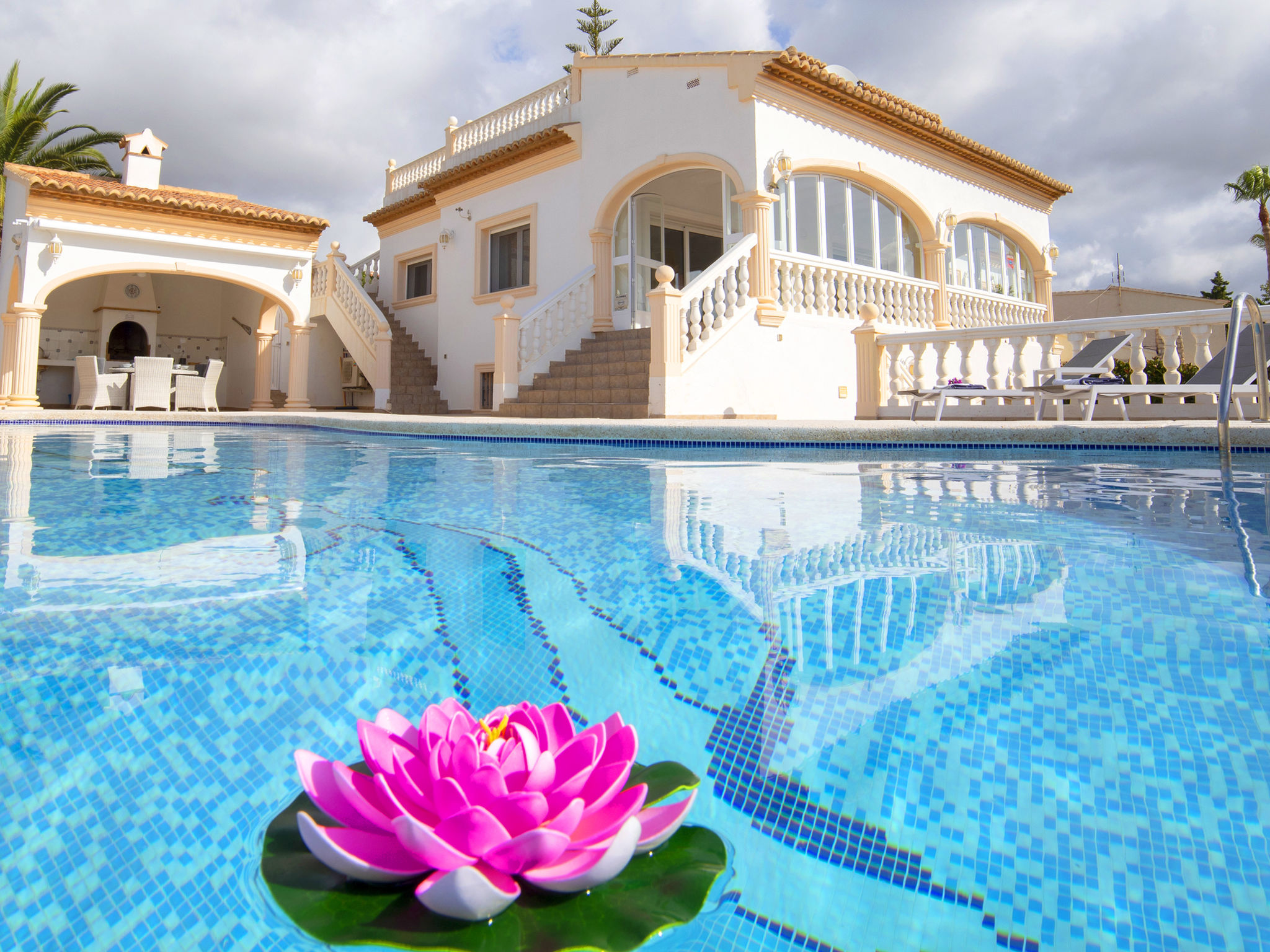 Holiday home for 10 on the Spanish coast
