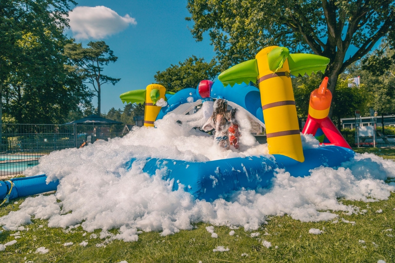 Group accommodation (up to 23p) on nice park
