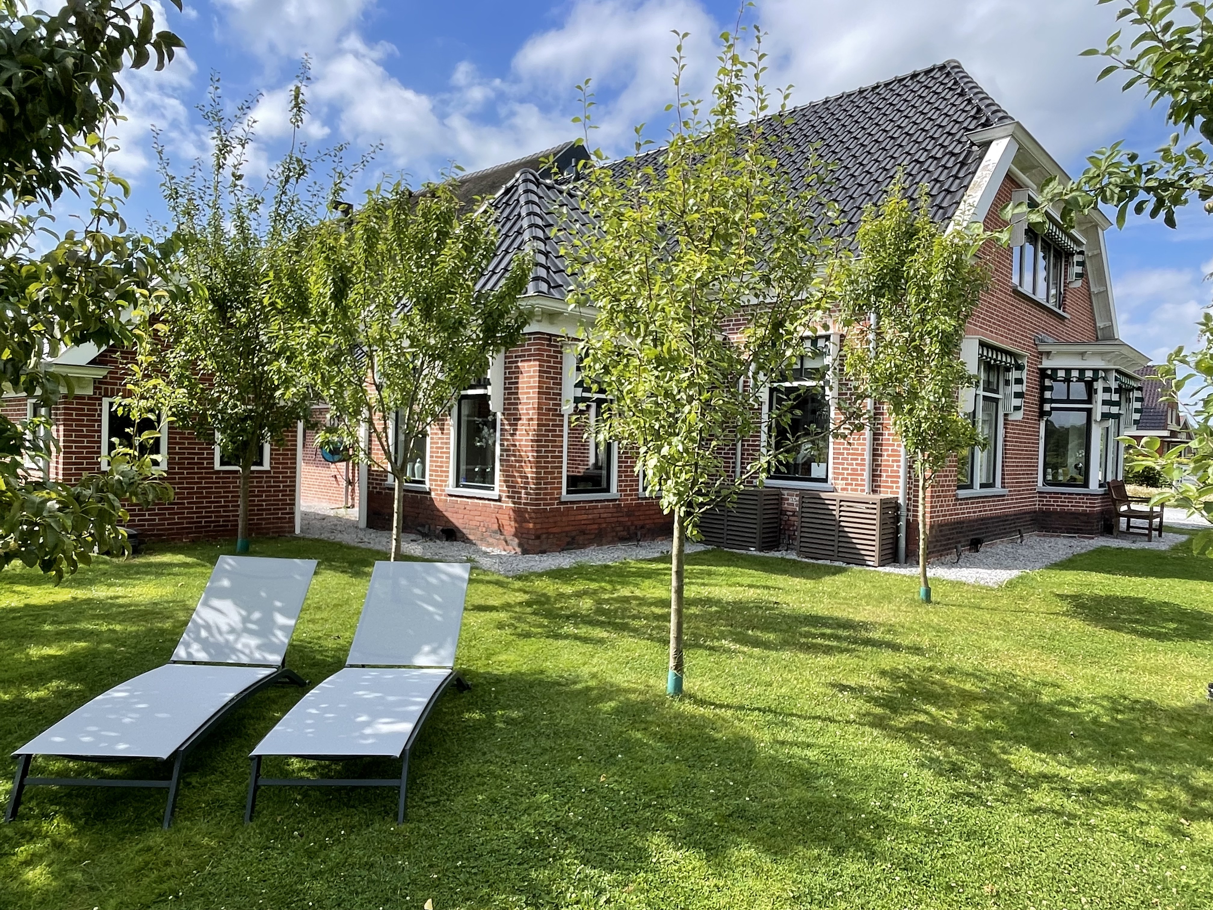 Historical farmhouse near a beautiful estate