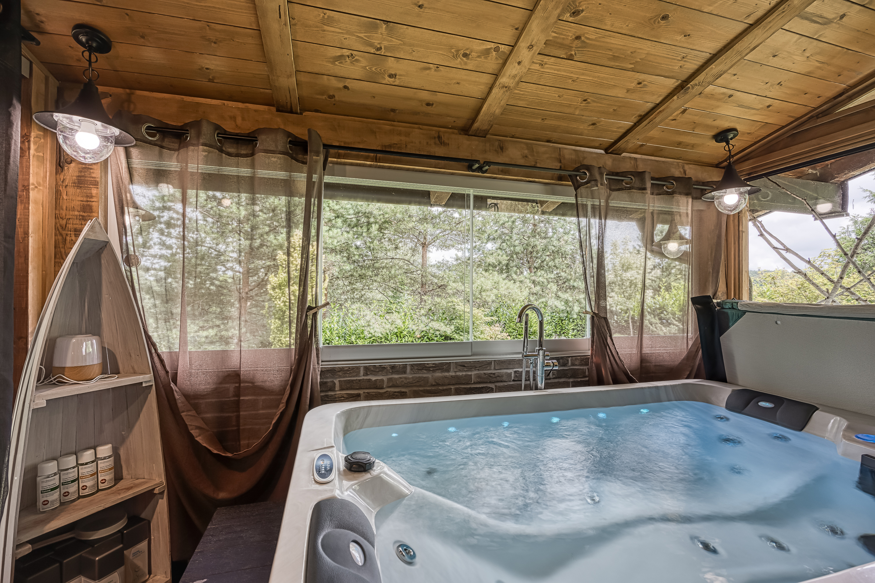 Maison dans la forêt en Croatie avec wellness privé