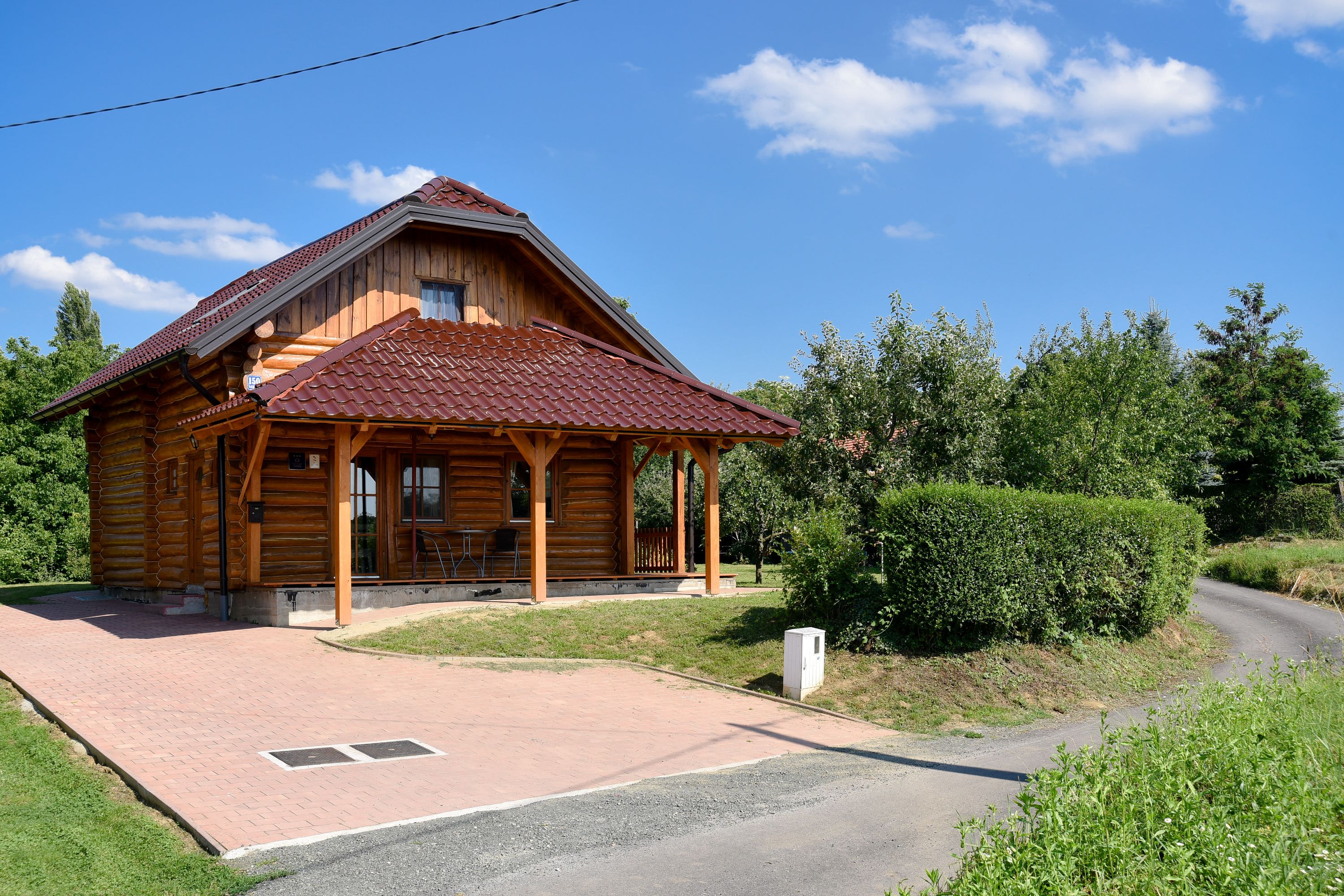Wooden holiday home with large garden