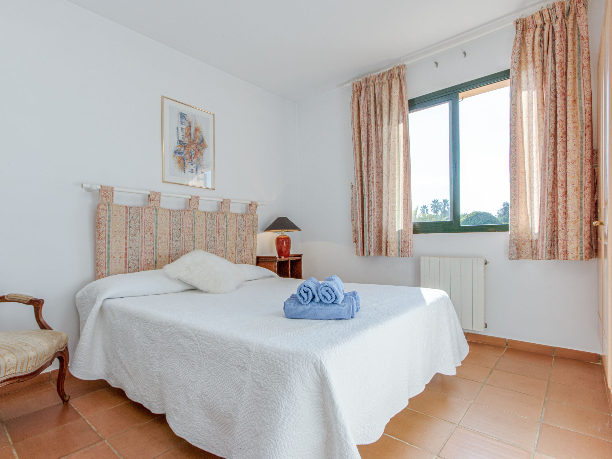 Holiday home with spacious sitting area and pool