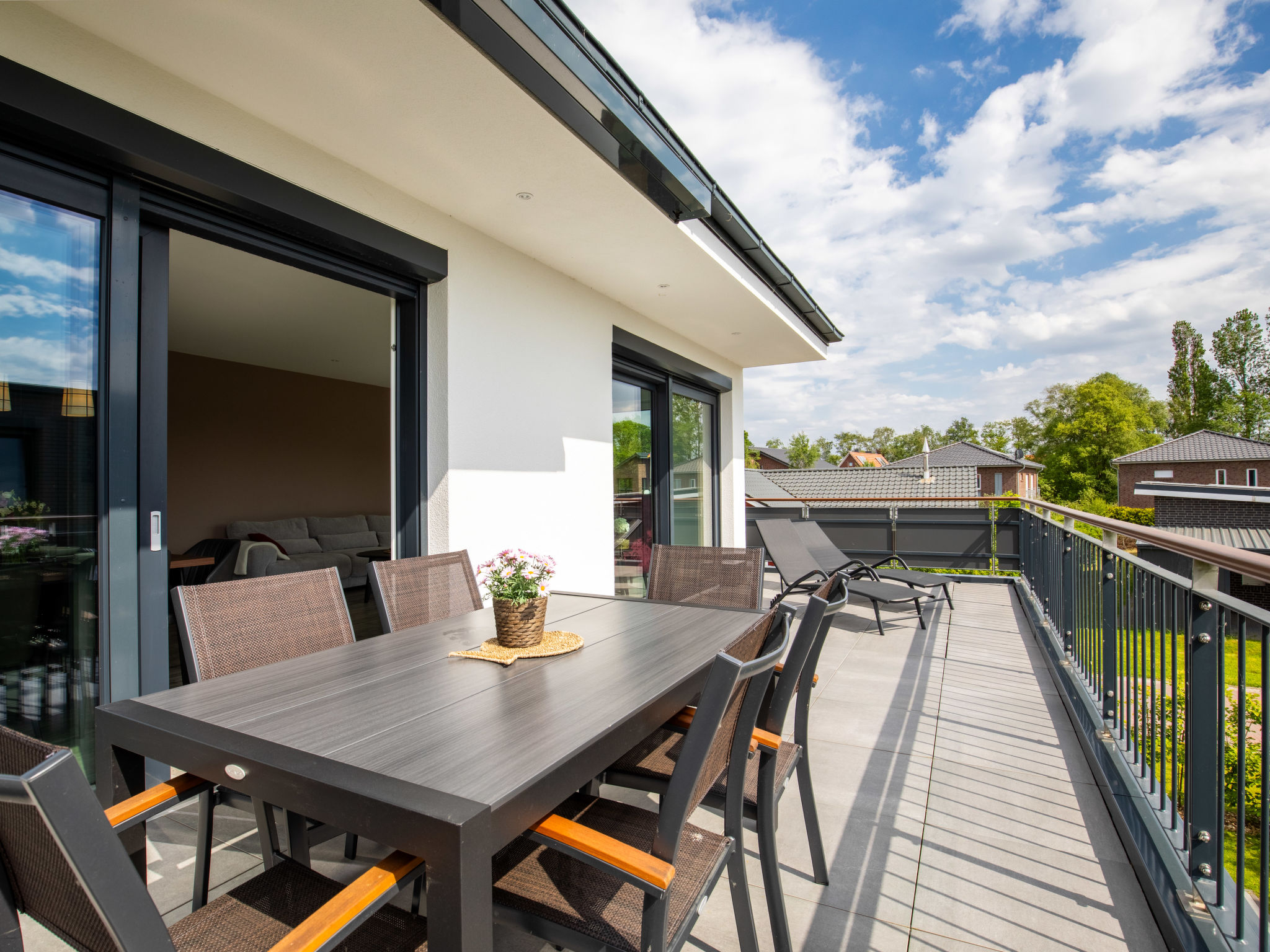 Modern huis met sauna en balkon