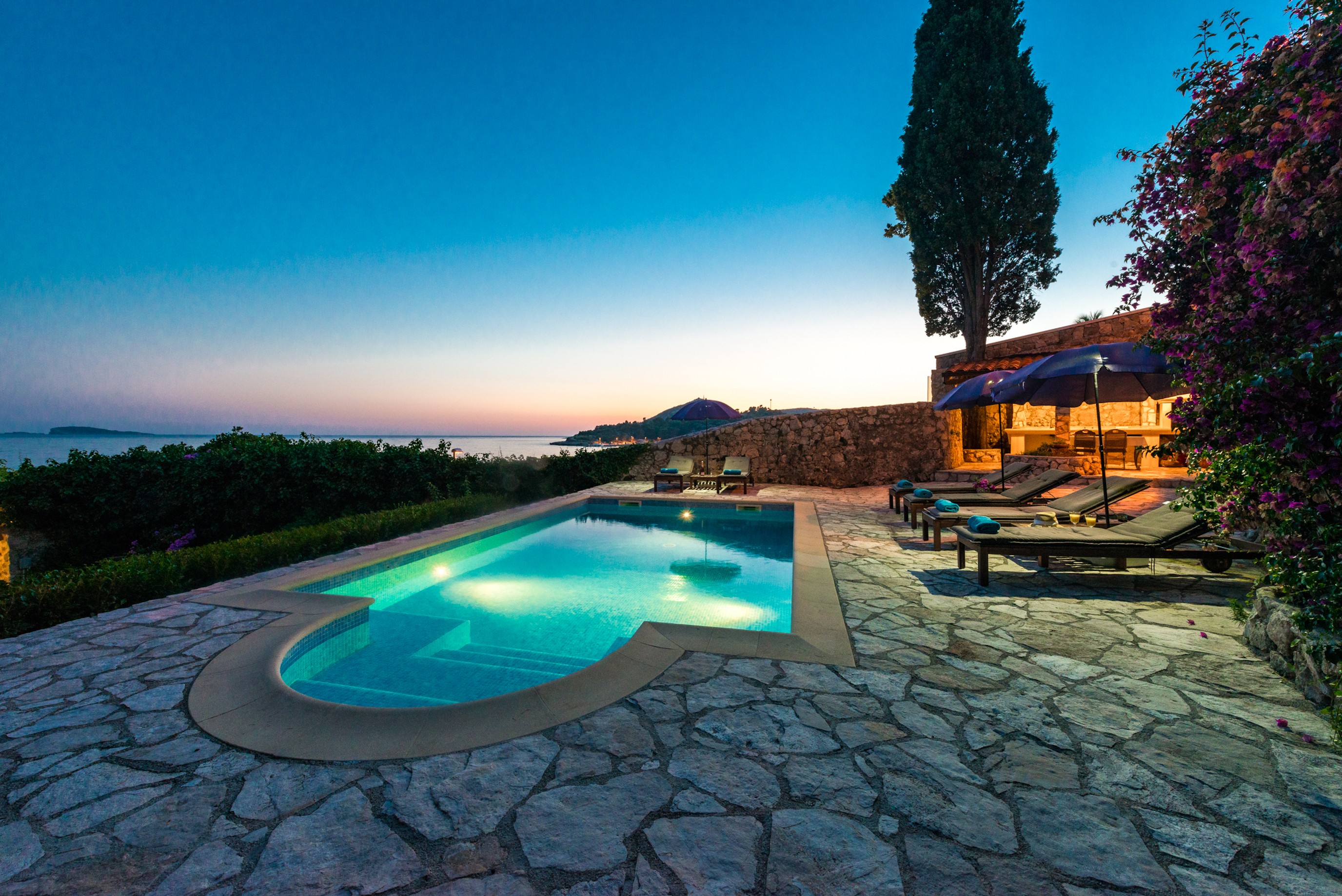 Vila in Dubrovnik met zeezicht en zwembad