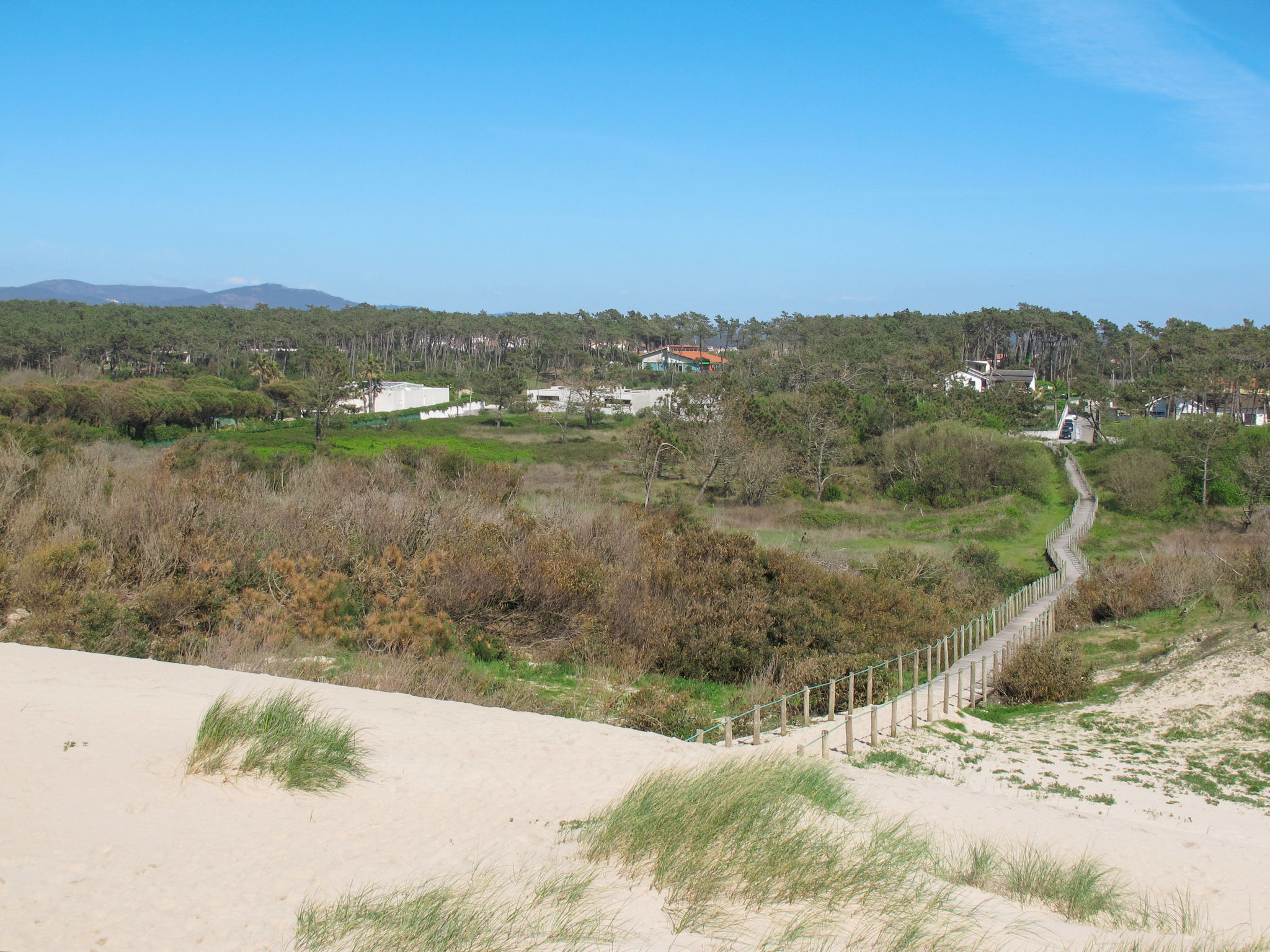 Logement de vacances près de la mer avec jardin à Fão