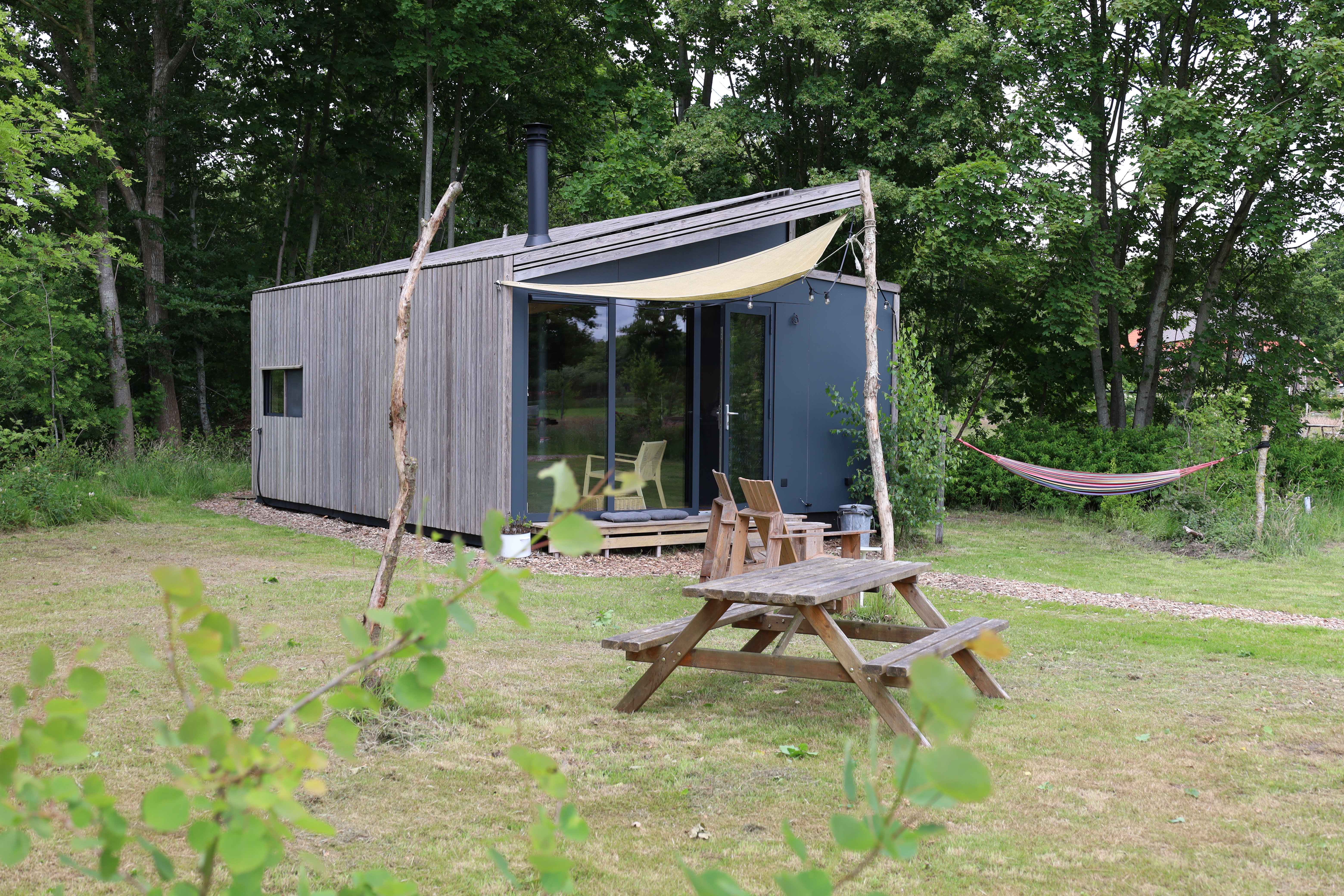 Cozy tiny house with hot tub (5p) in nature