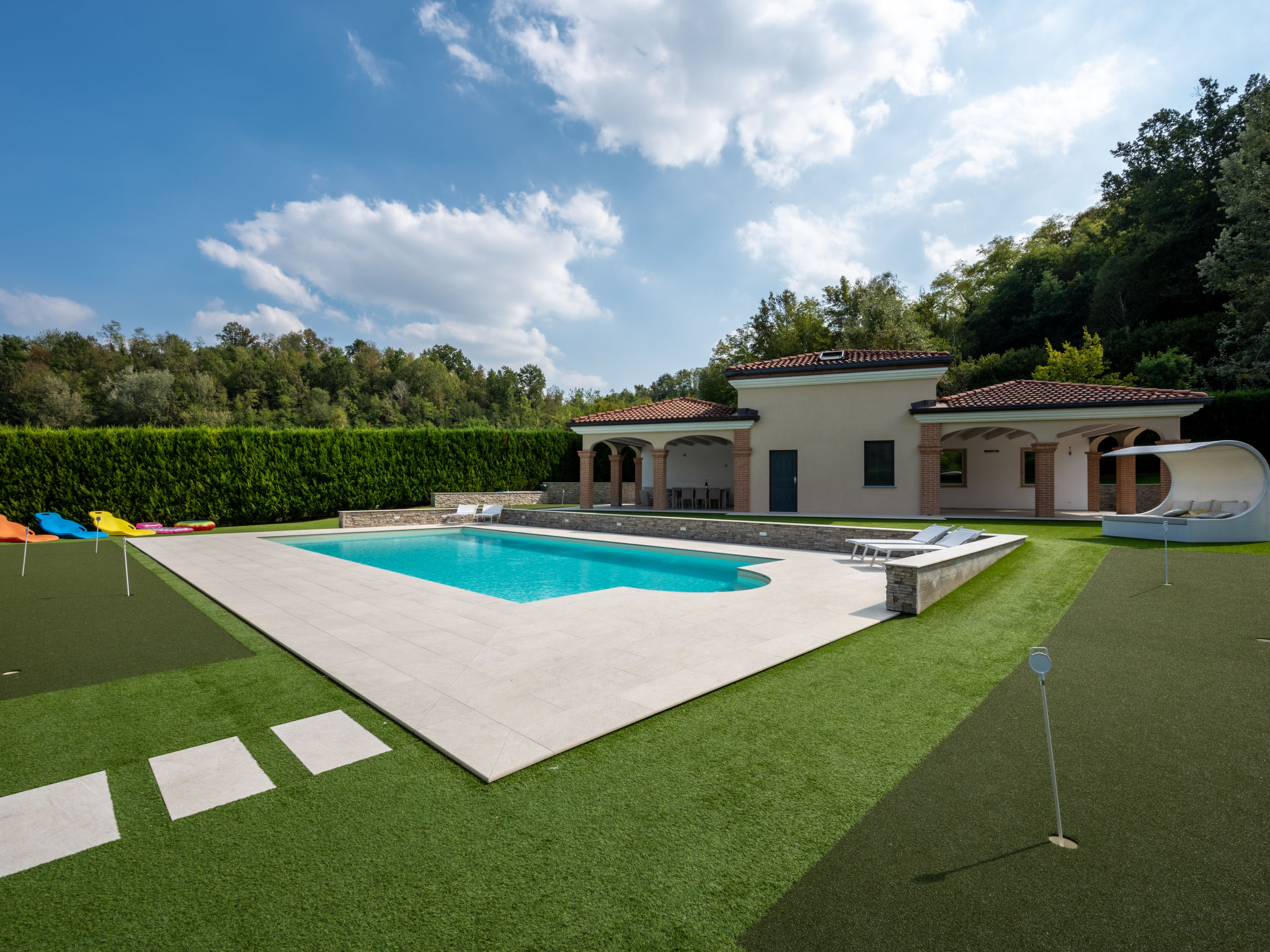Modernes Ferienhaus mit Schwimmbad (11p)
